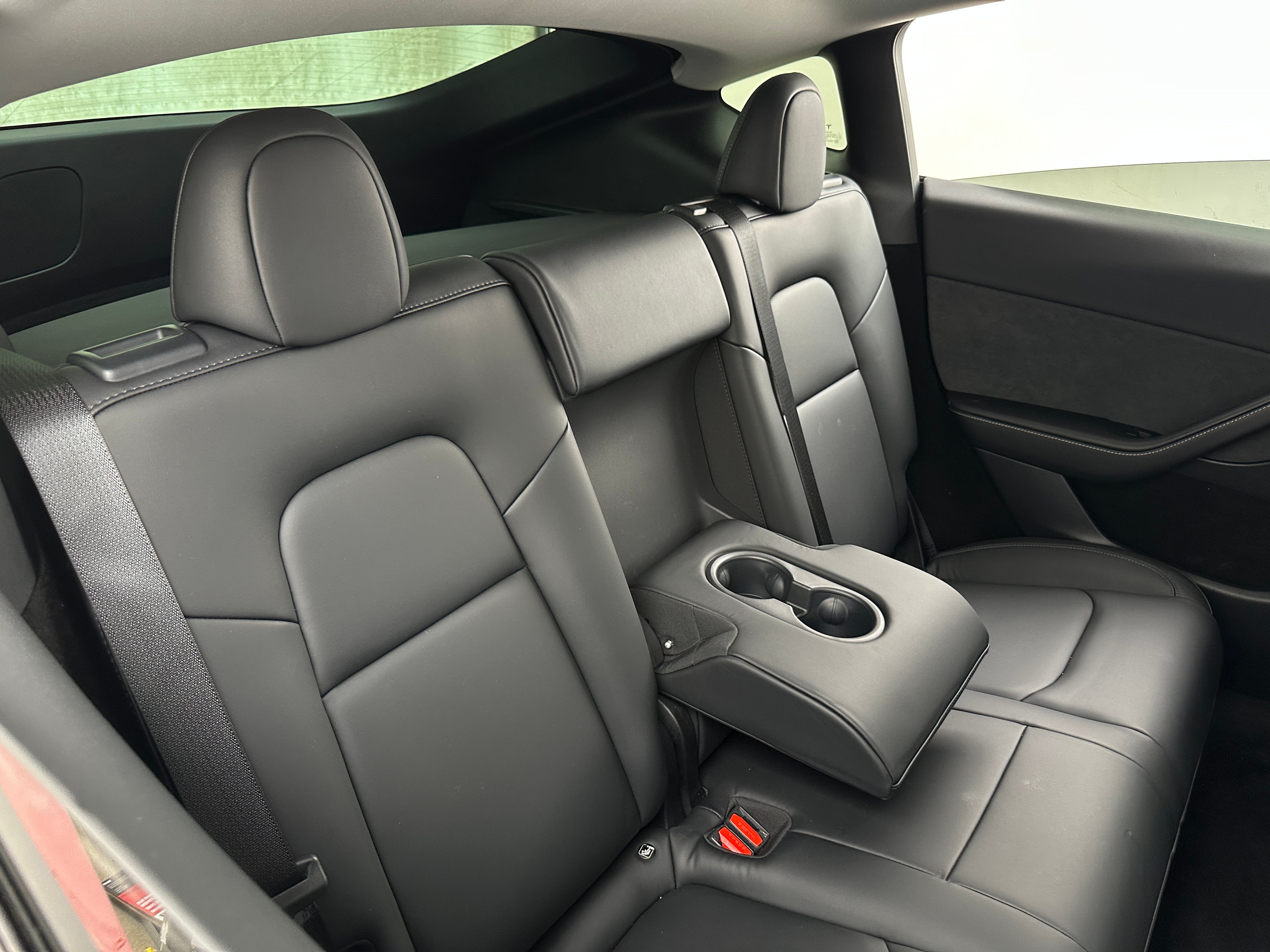 2023 Tesla Model Y Standard Range 5