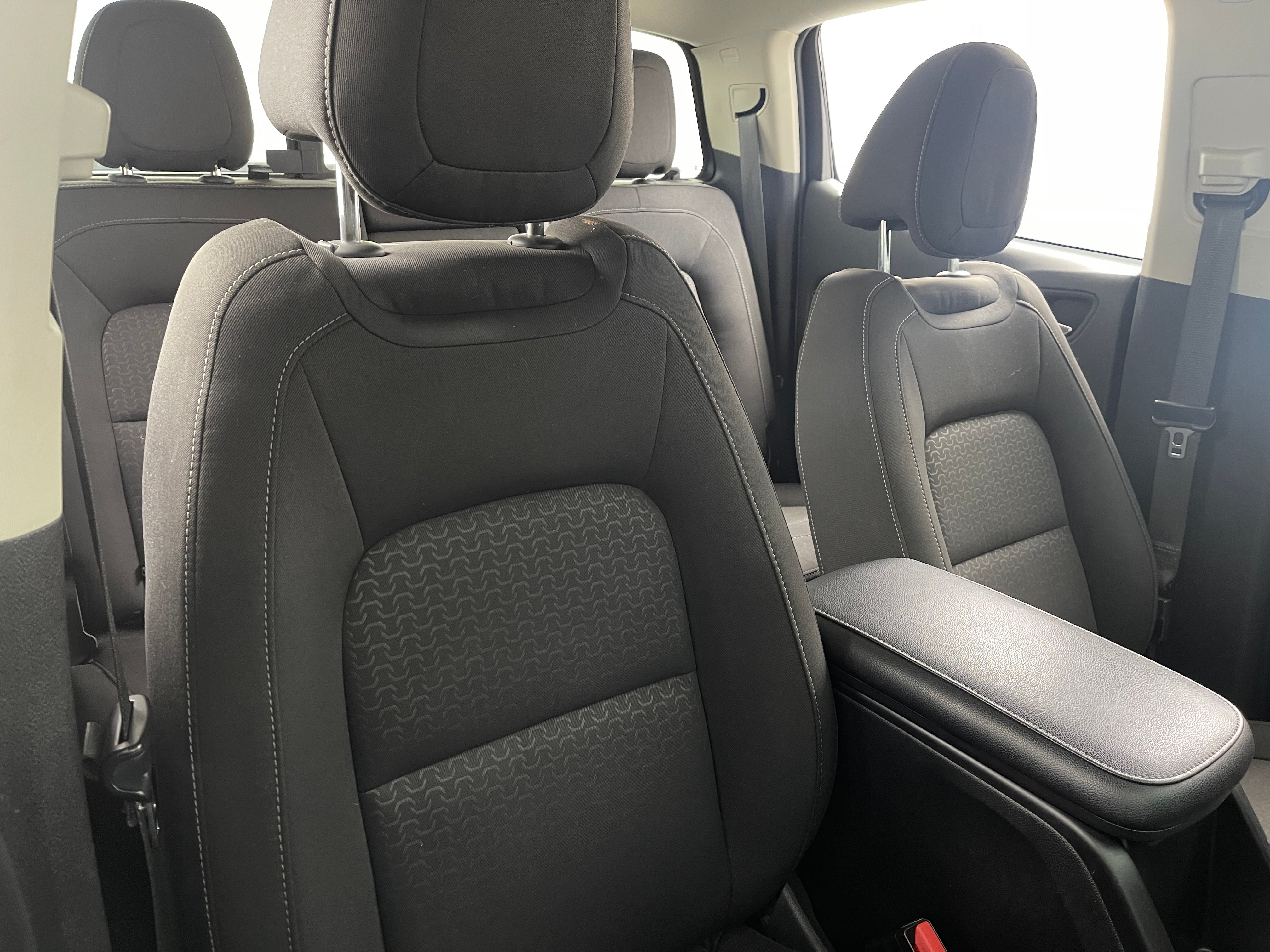 2019 GMC Canyon SLE 2