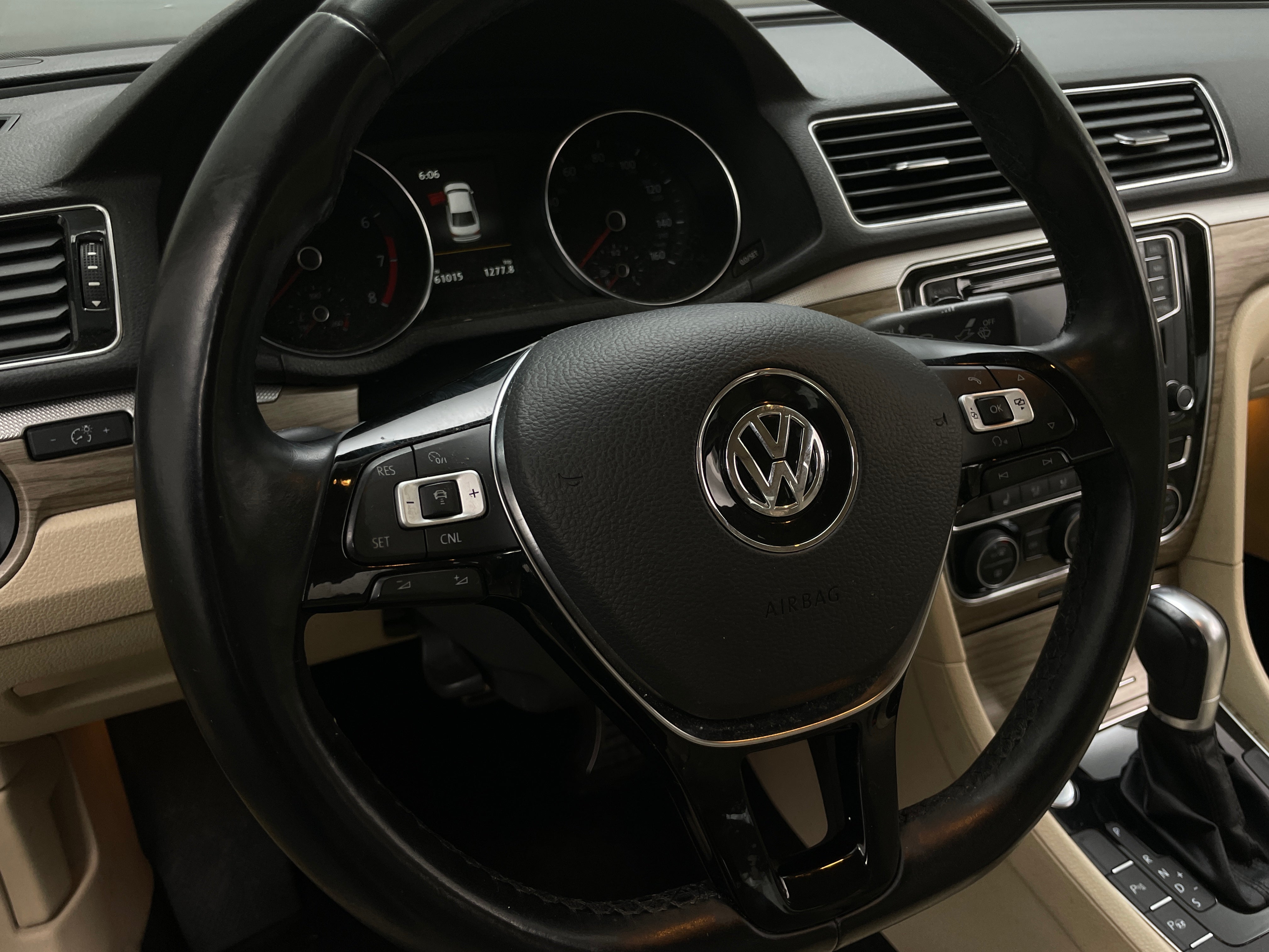 2018 Volkswagen Passat 2.0T 5