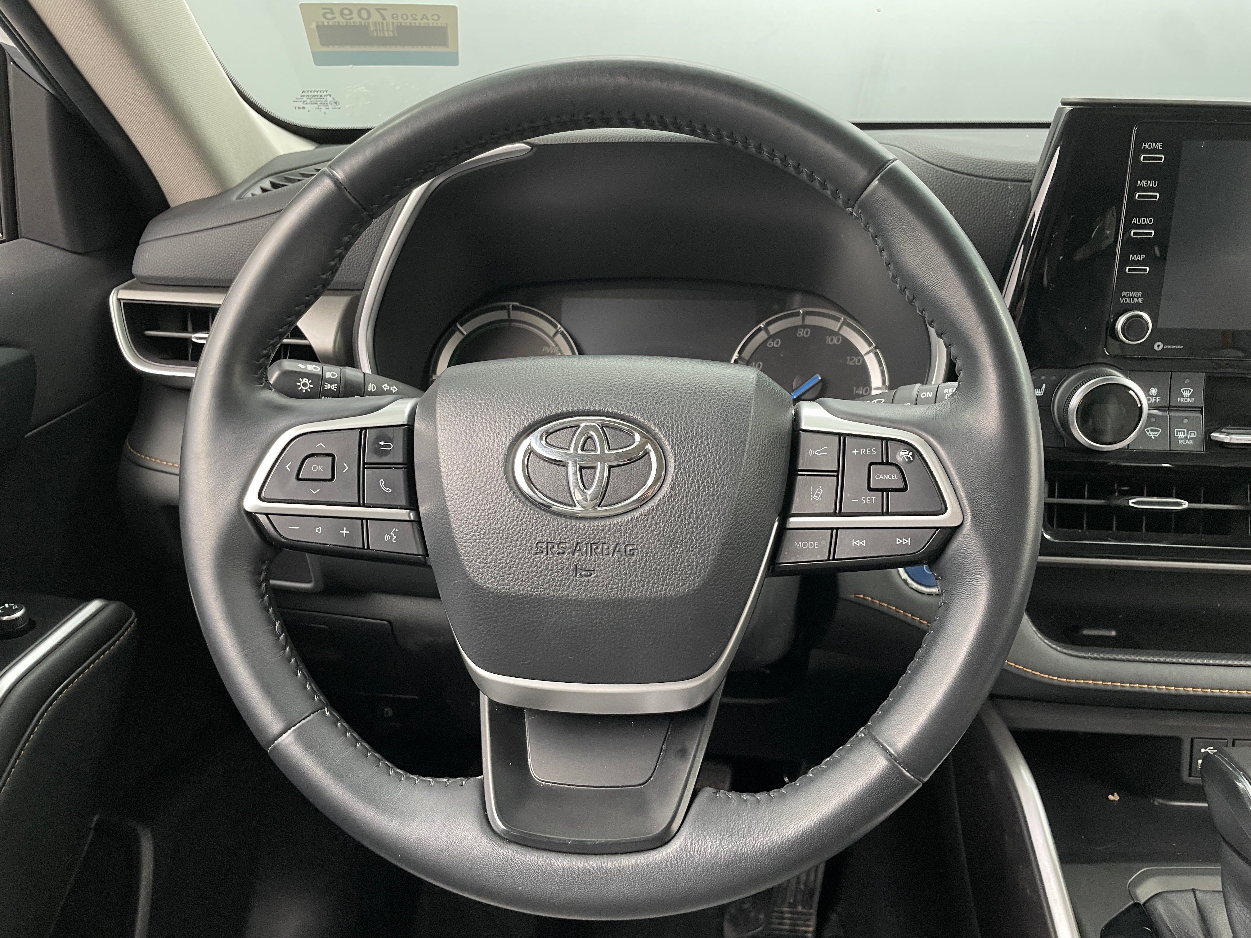 2022 Toyota Highlander Bronze Edition 5