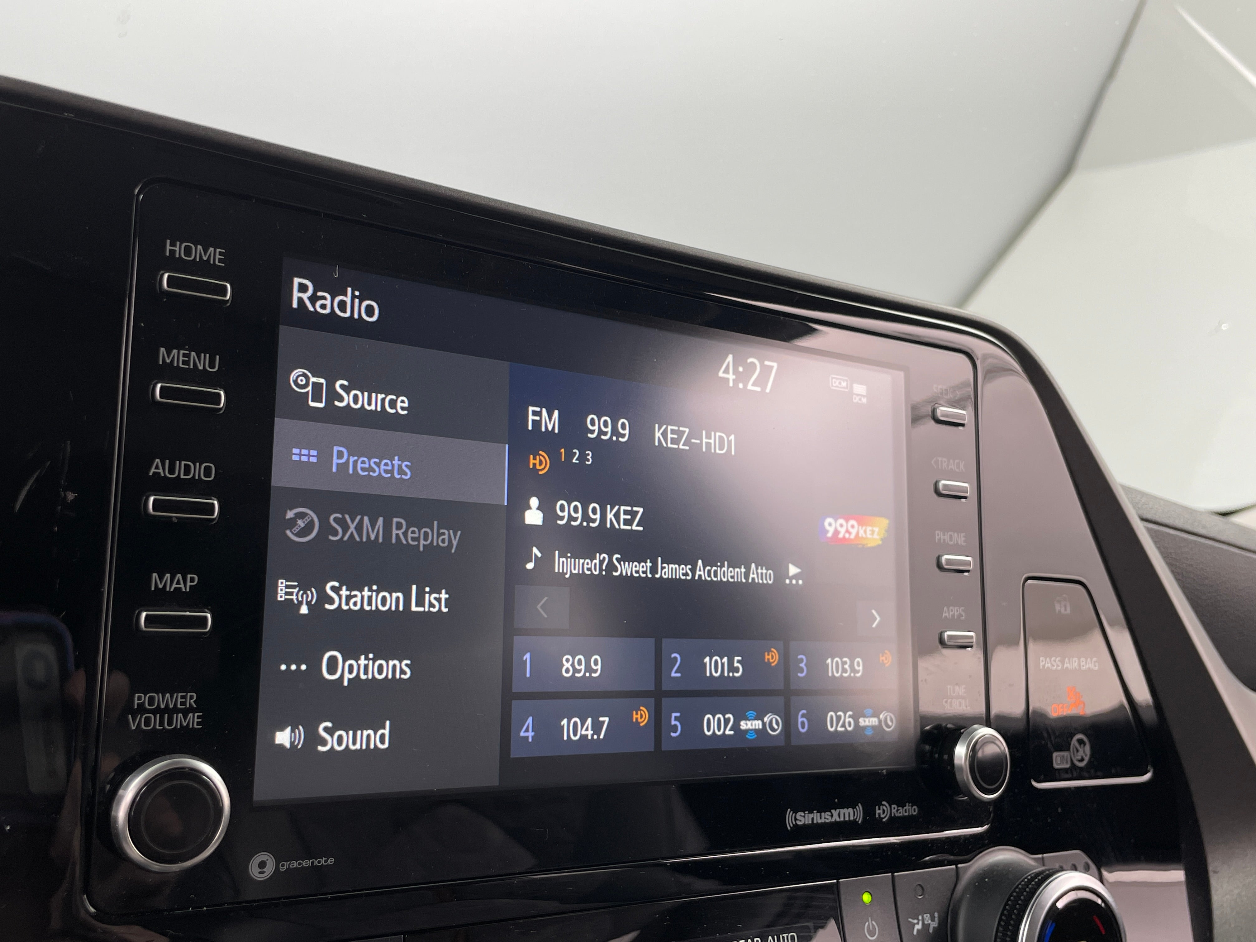 2022 Toyota Highlander Bronze Edition 4