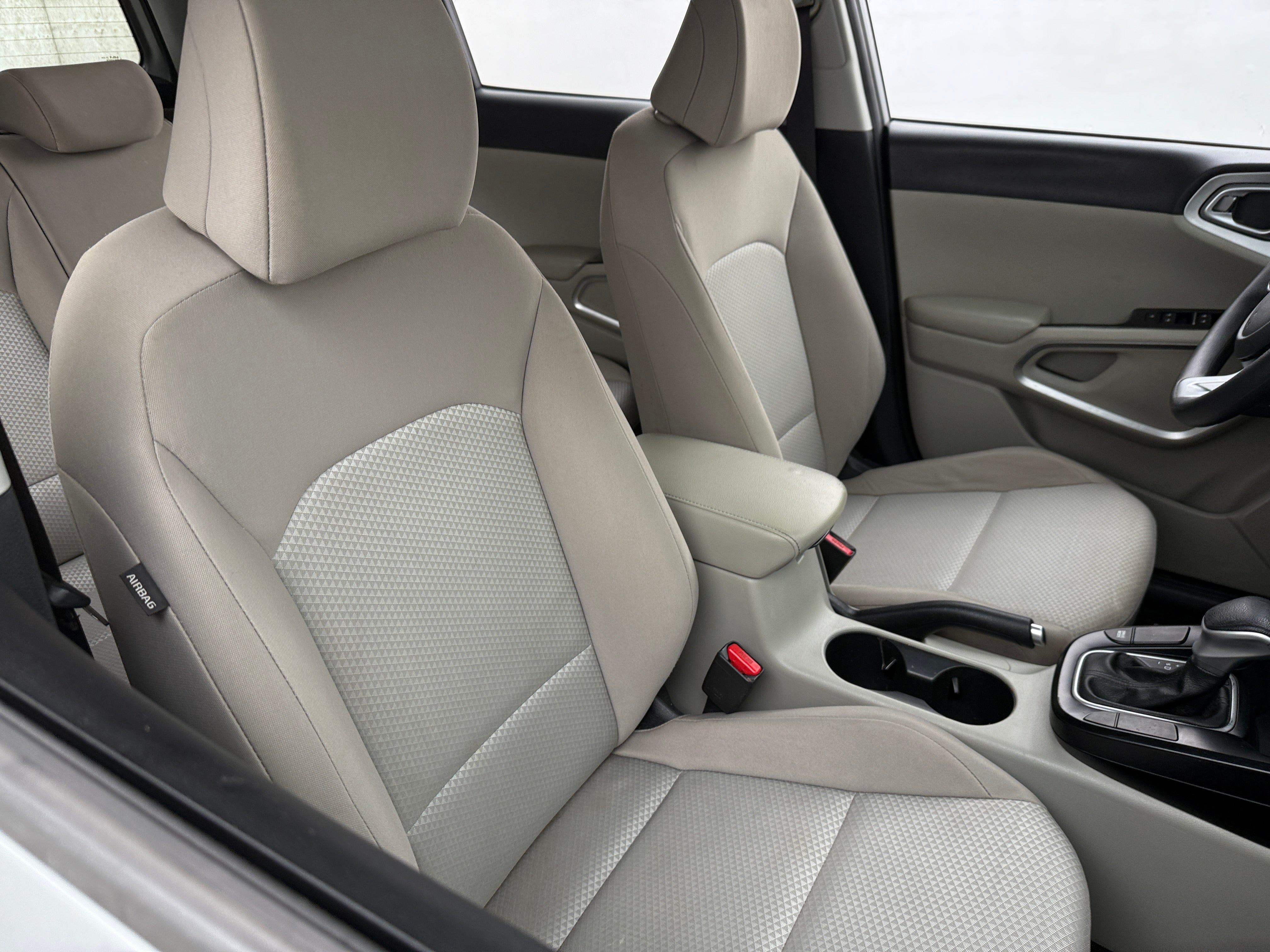 2022 Kia Soul LX 2