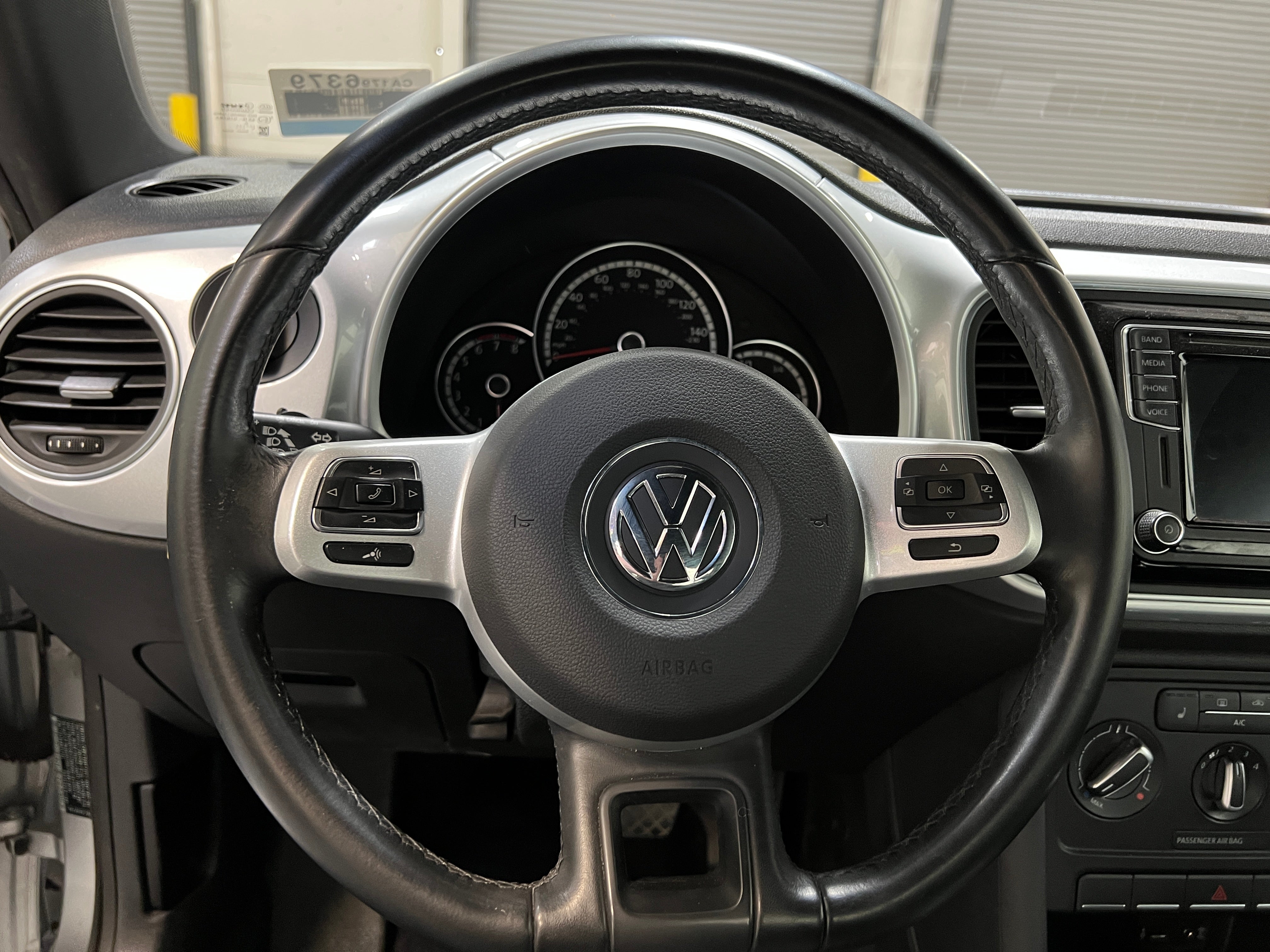 2016 Volkswagen Beetle SE 5