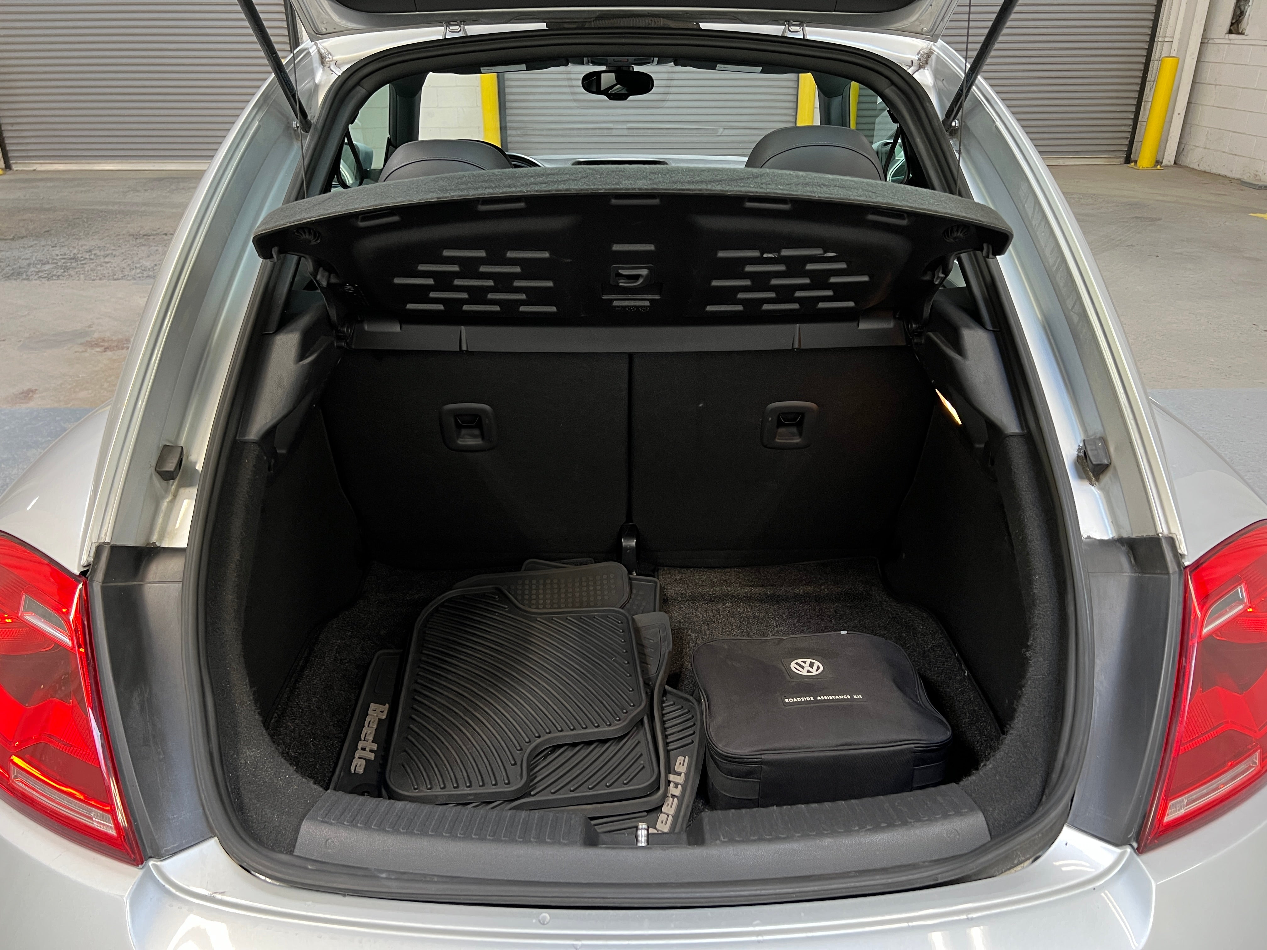 2016 Volkswagen Beetle SE 7