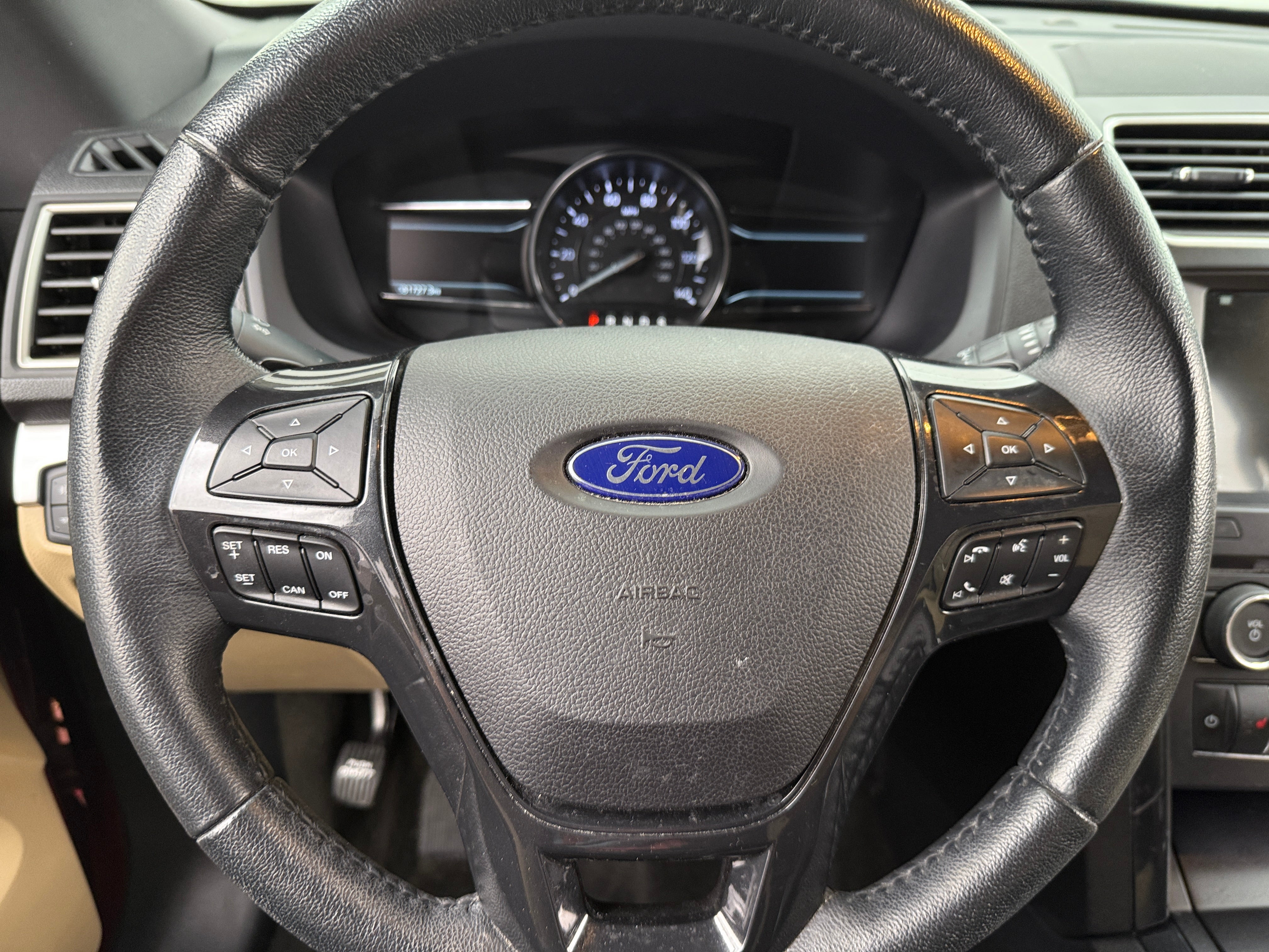 2017 Ford Explorer XLT 5
