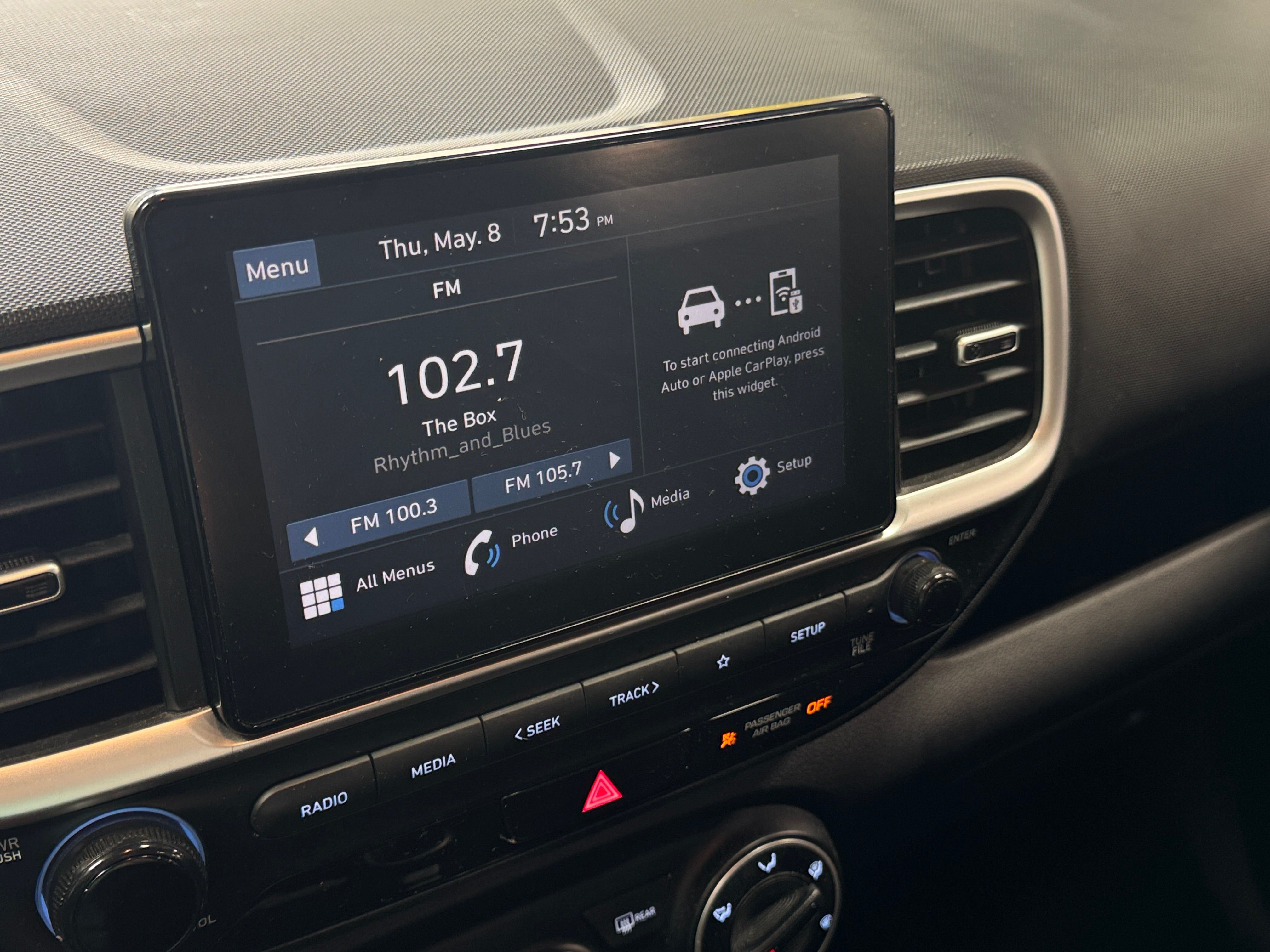2024 Hyundai Venue SE 4