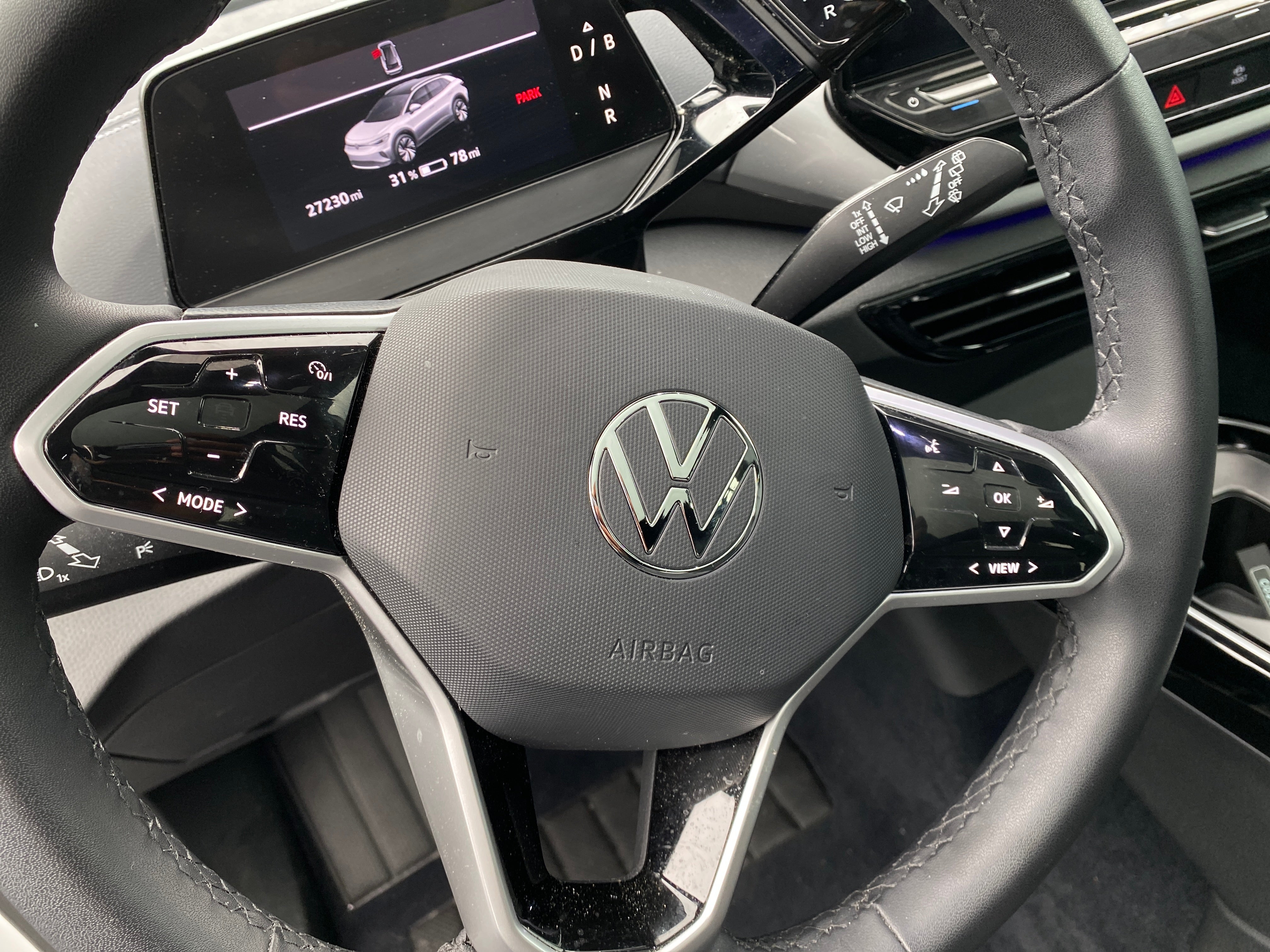 2023 Volkswagen ID.4 Pro S 4