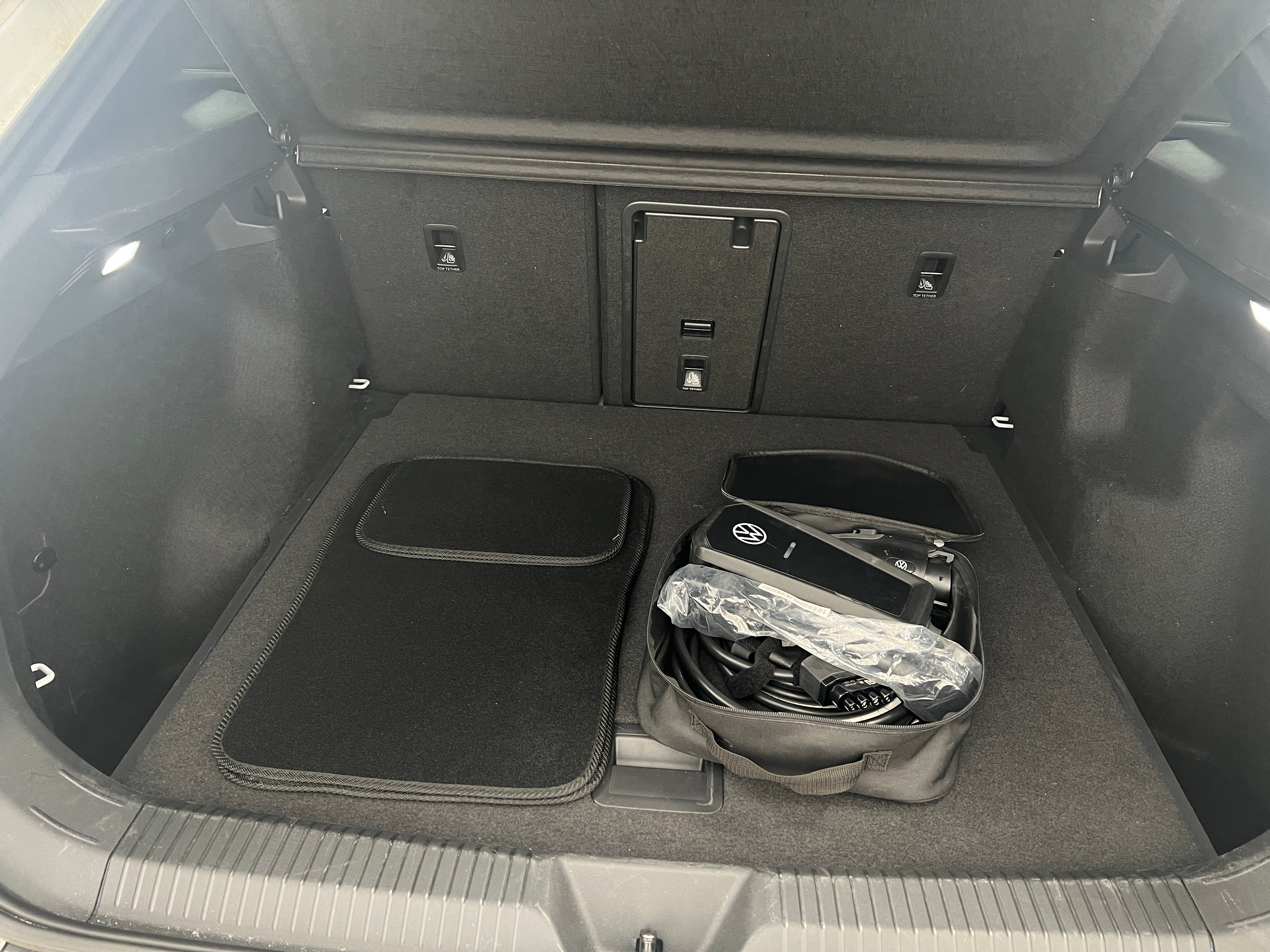 2023 Volkswagen ID.4 Pro S 6