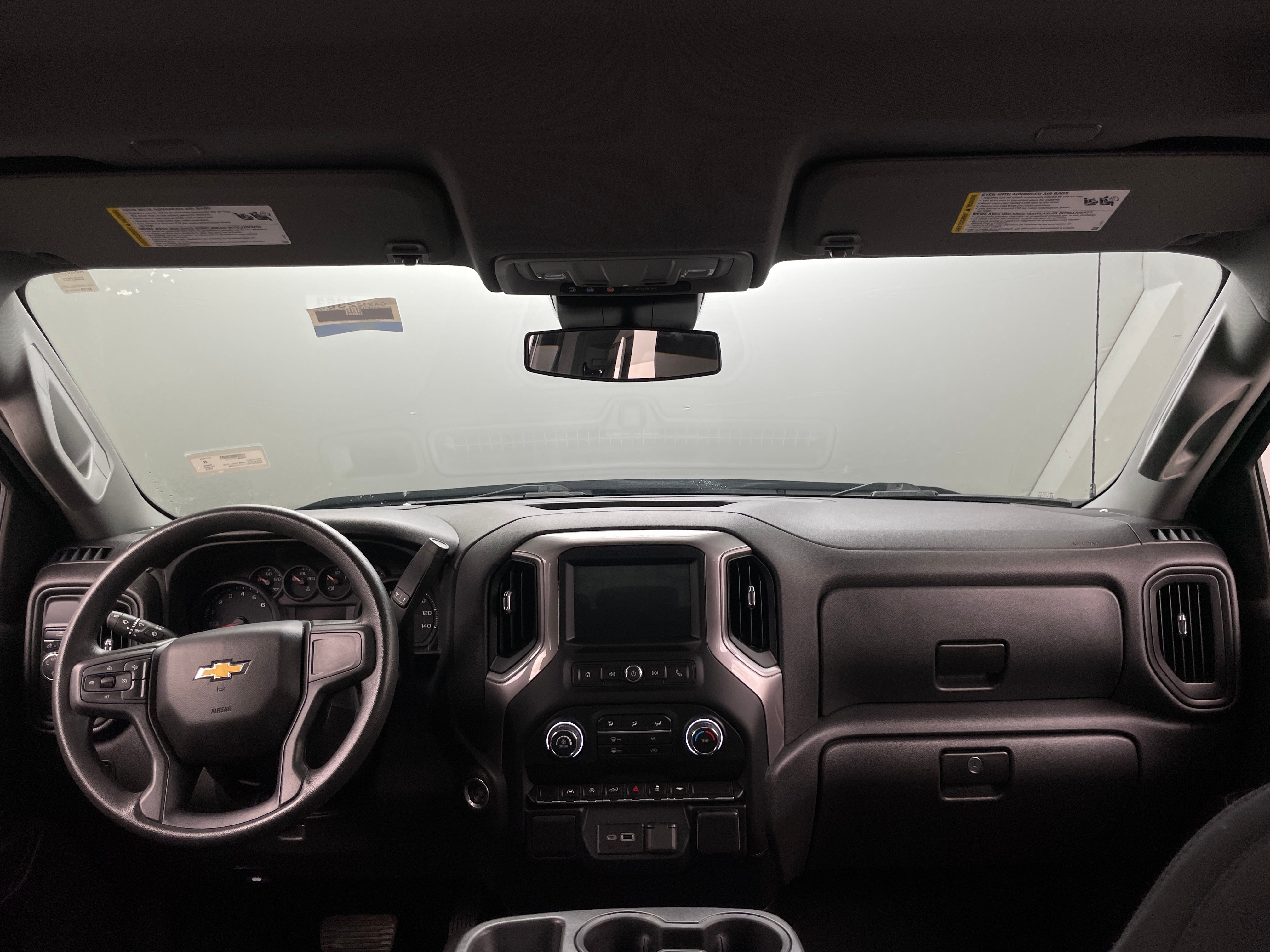 2022 Chevrolet Silverado 1500 Custom 3