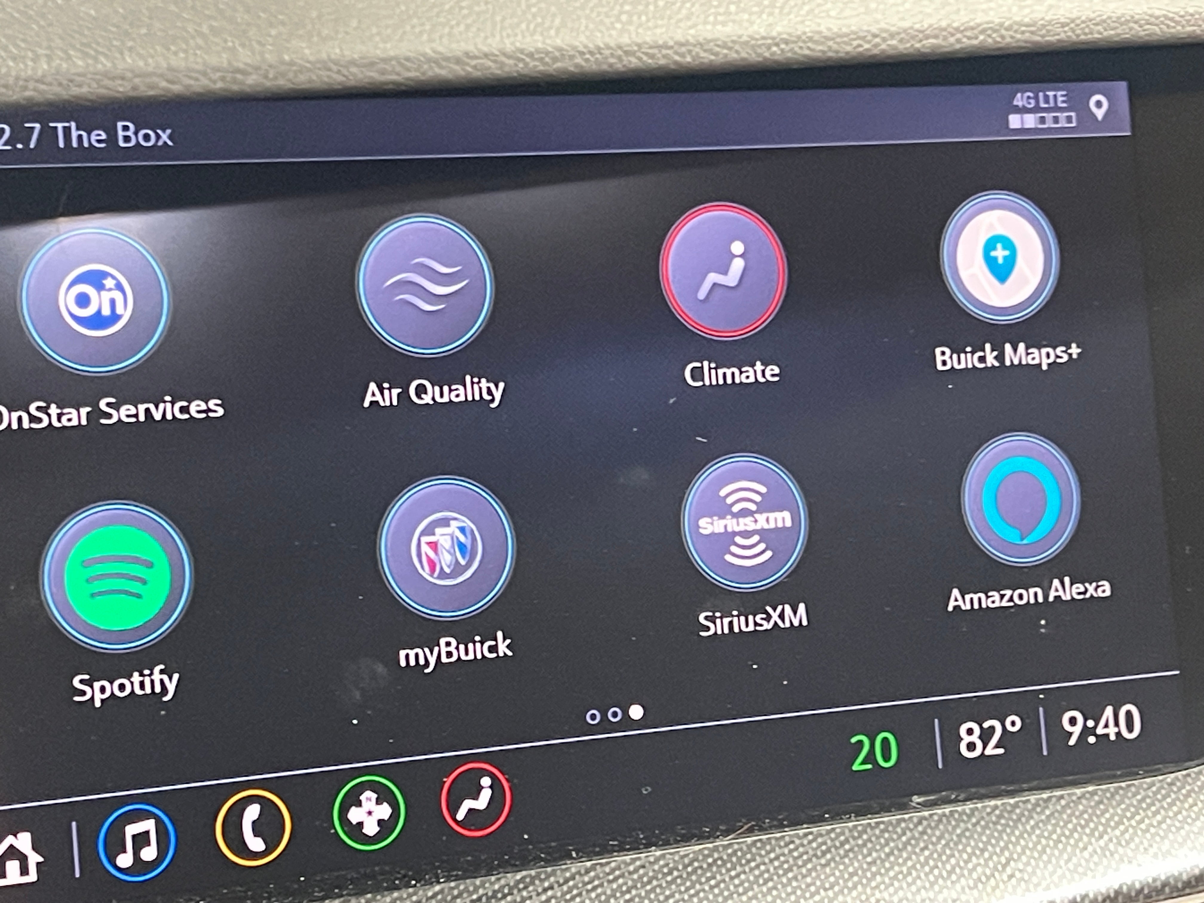 2021 Buick Envision Essence 3