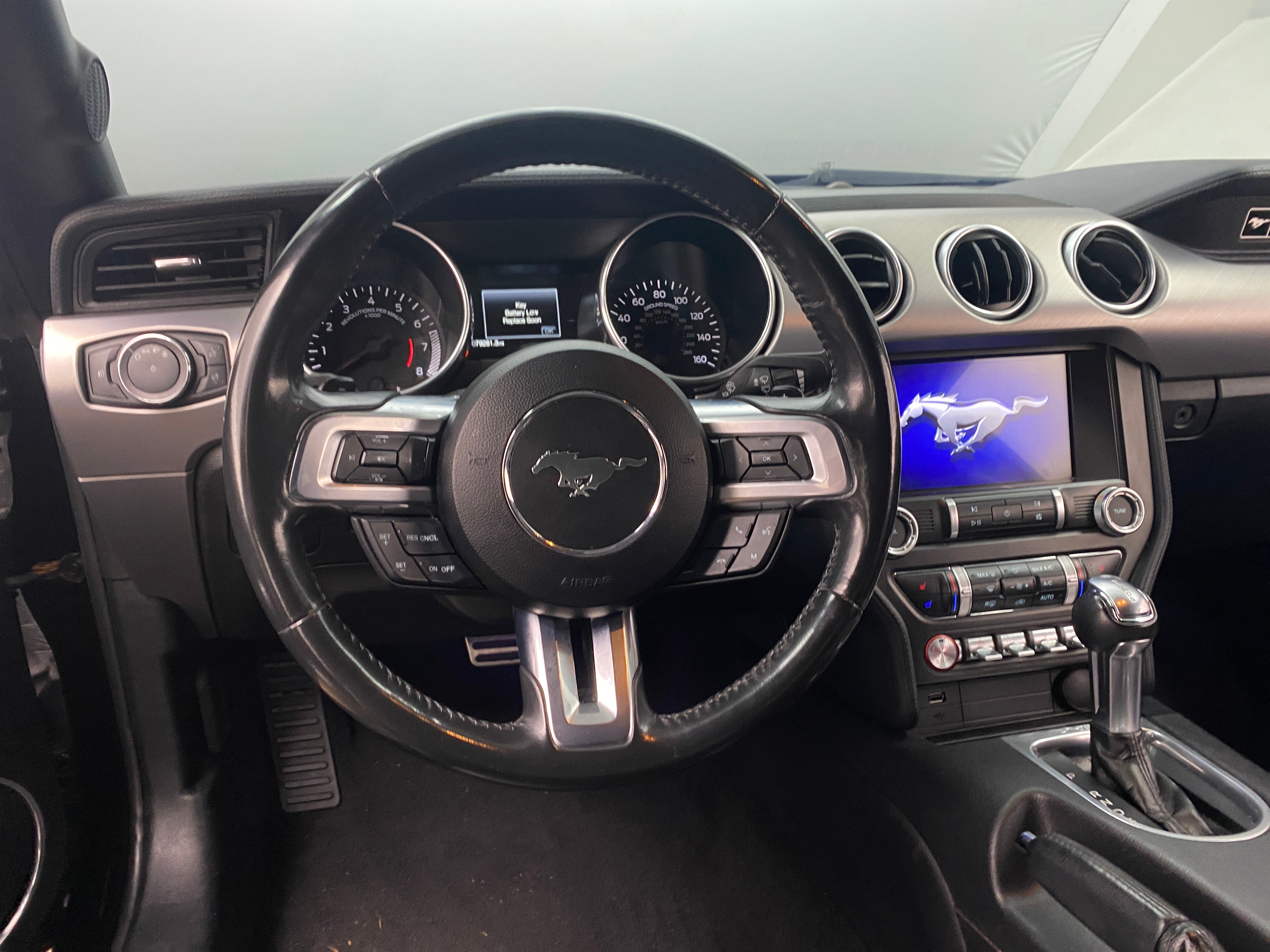 2020 Ford Mustang  4