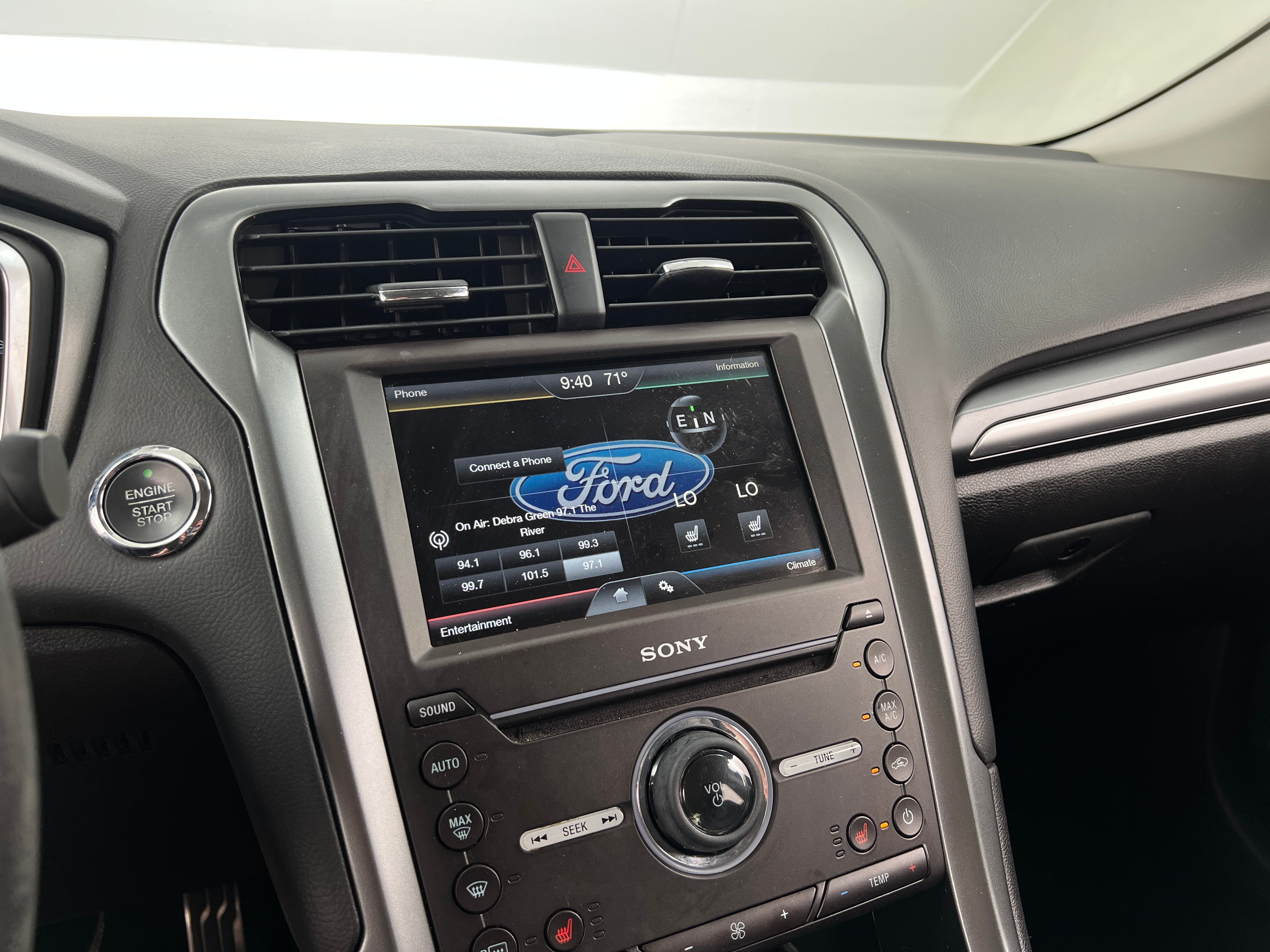 2016 Ford Fusion Titanium 3