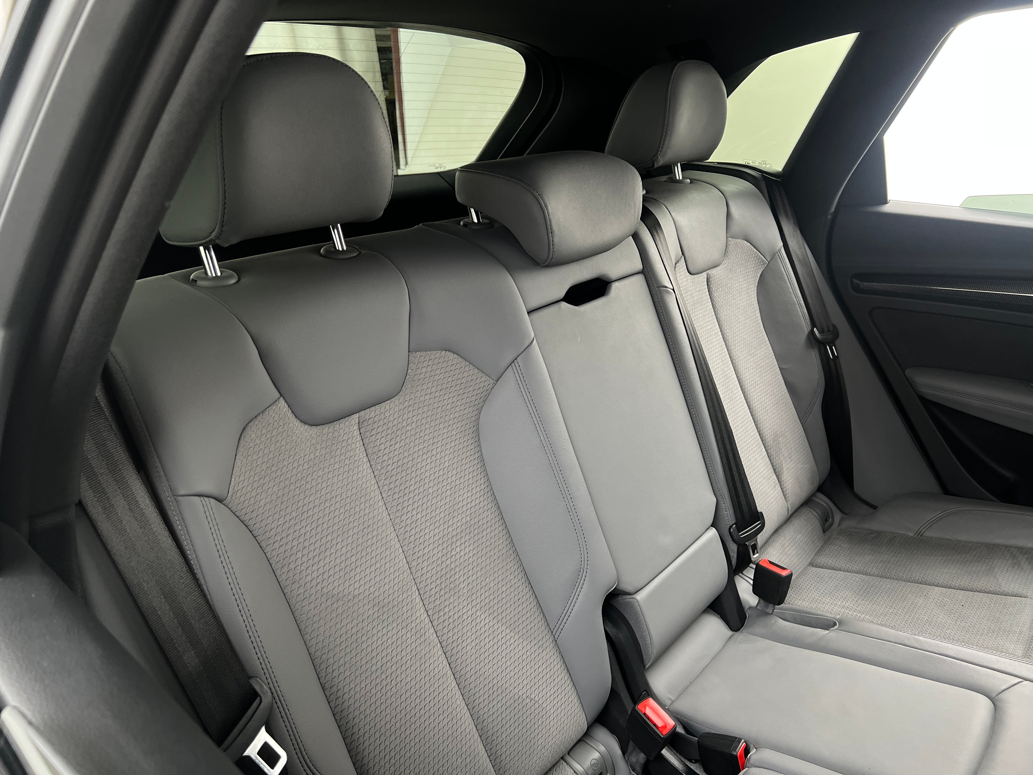 2022 Audi SQ5 Premium Plus 5