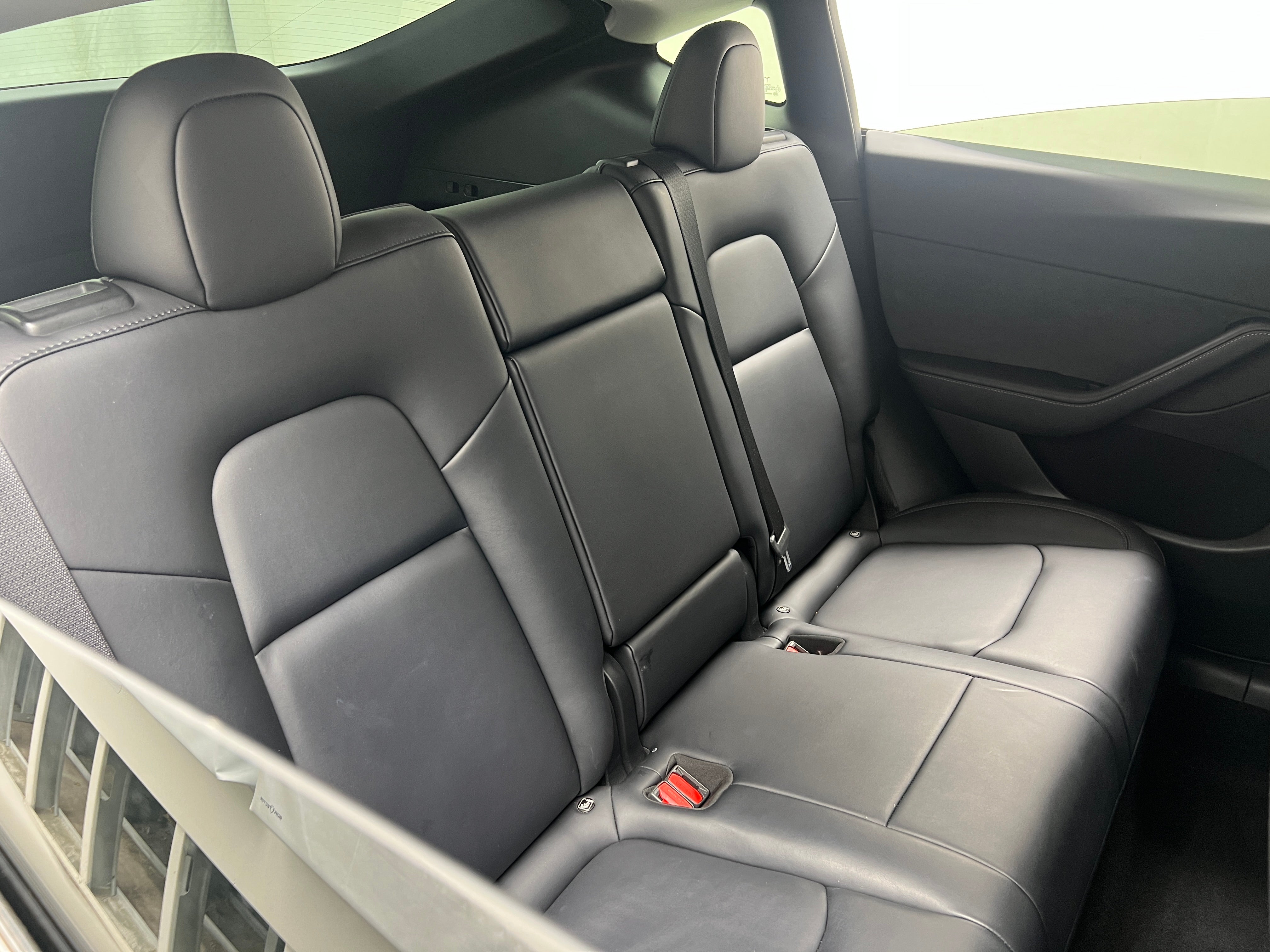2022 Tesla Model Y Long Range 4