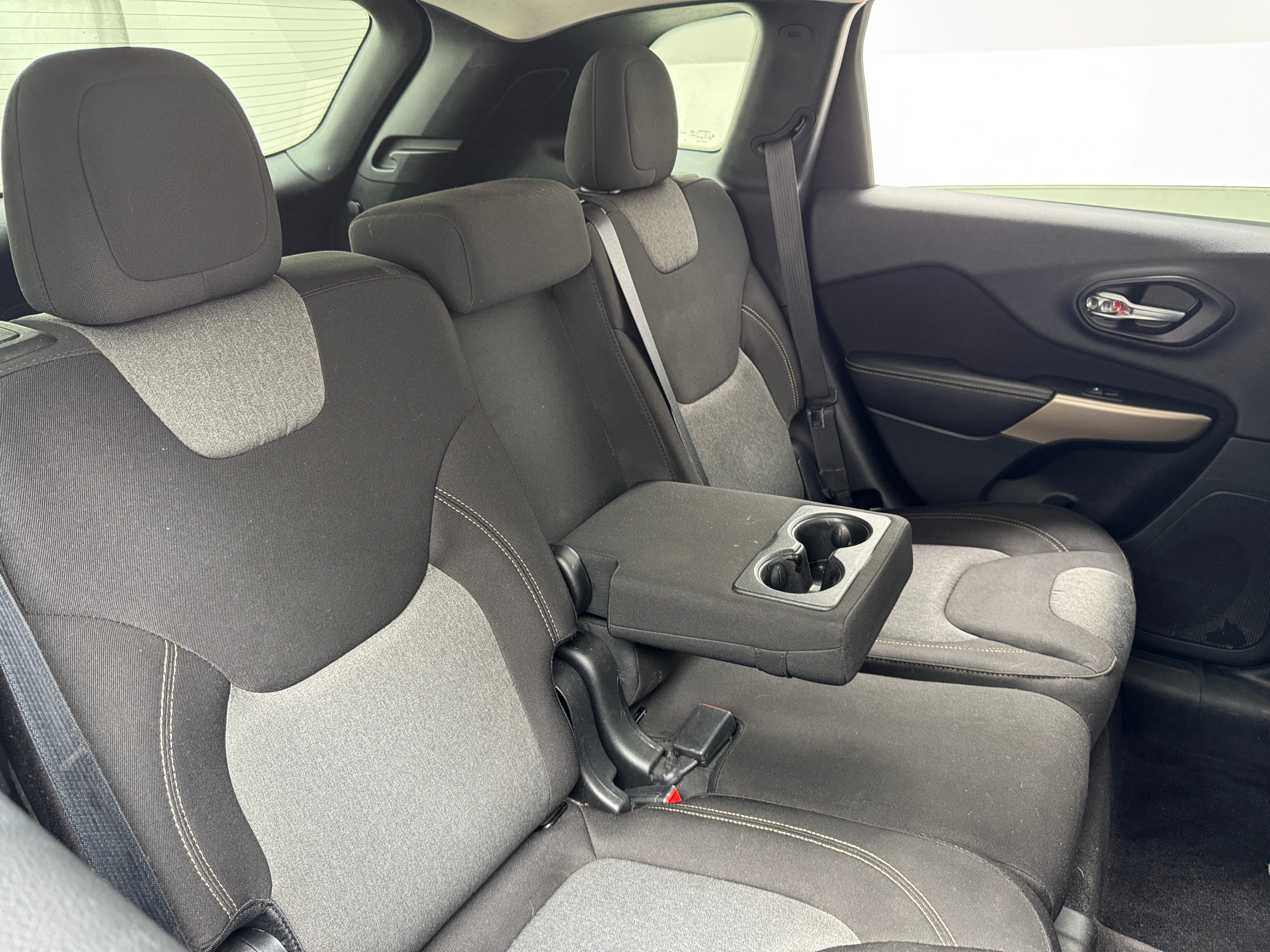 2018 Jeep Cherokee Latitude 6