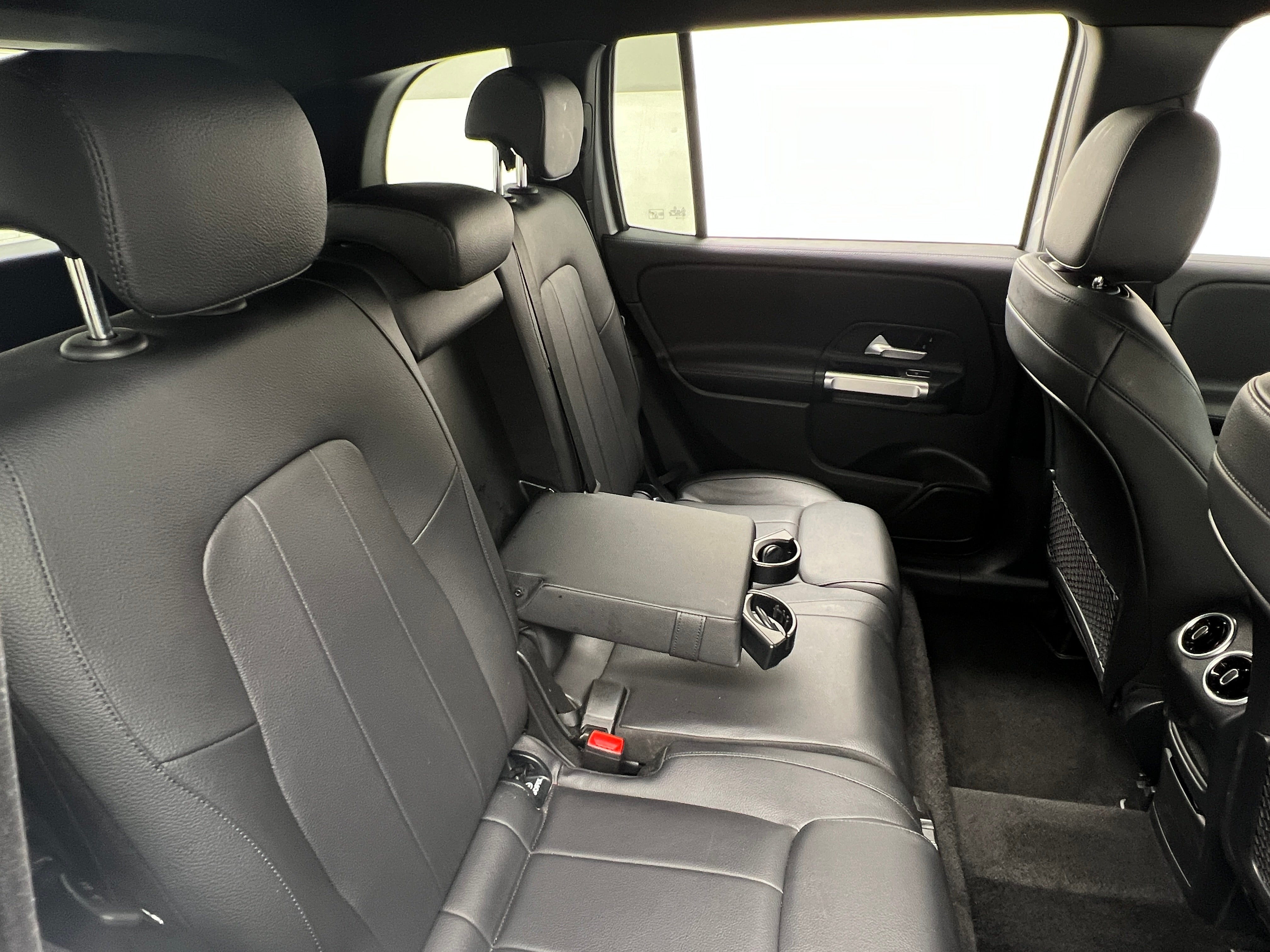 2020 Mercedes-Benz GLB 250 6
