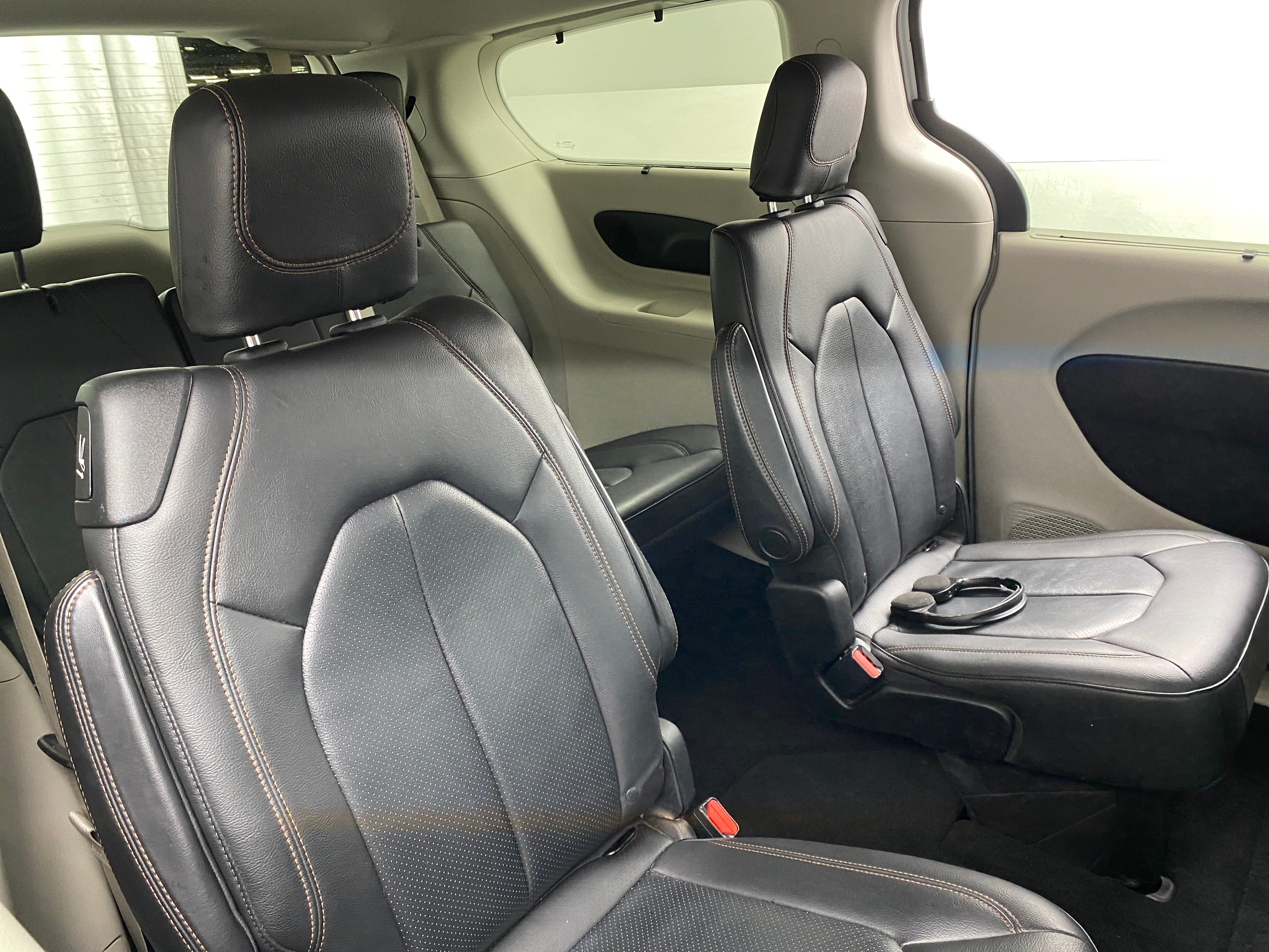 2018 Chrysler Pacifica  5