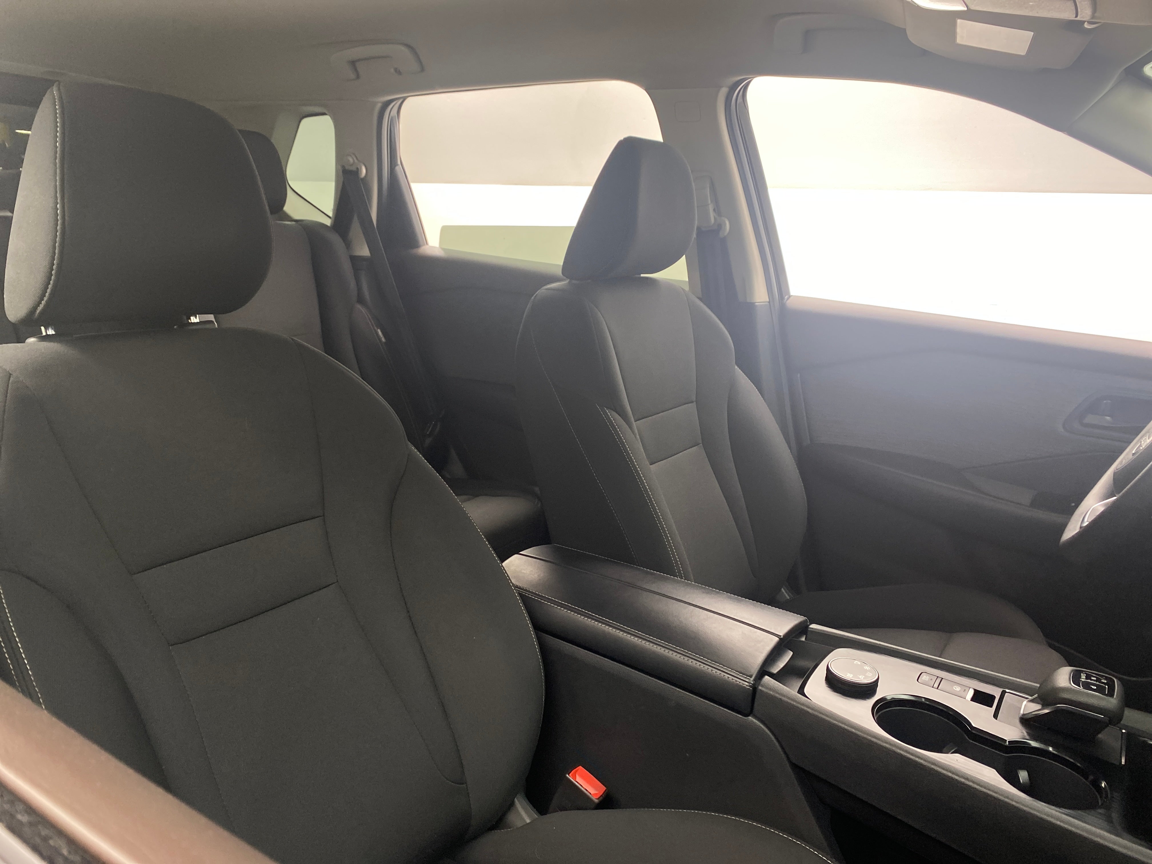 2023 Nissan Rogue S 2