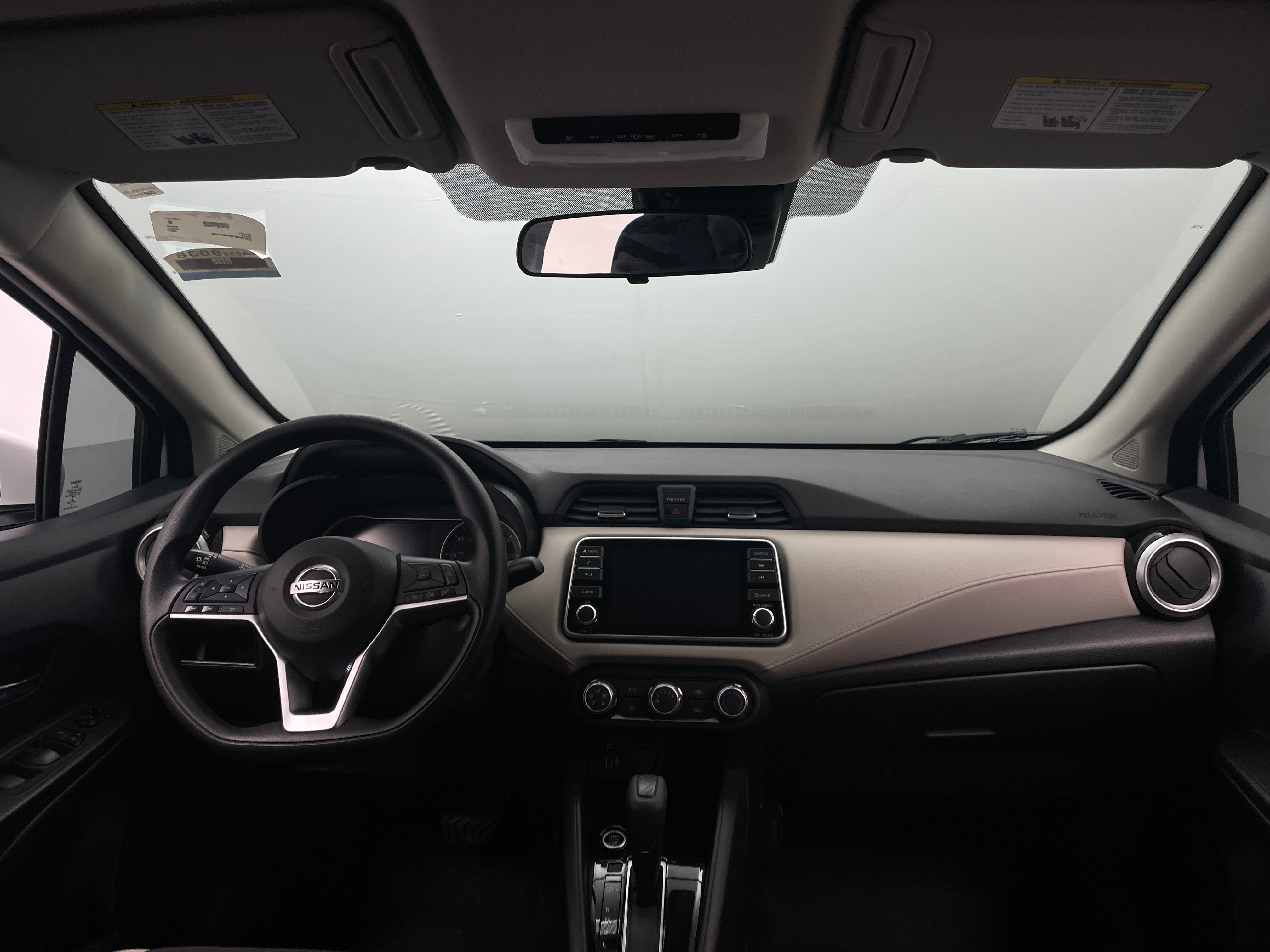 2022 Nissan Versa SV 3