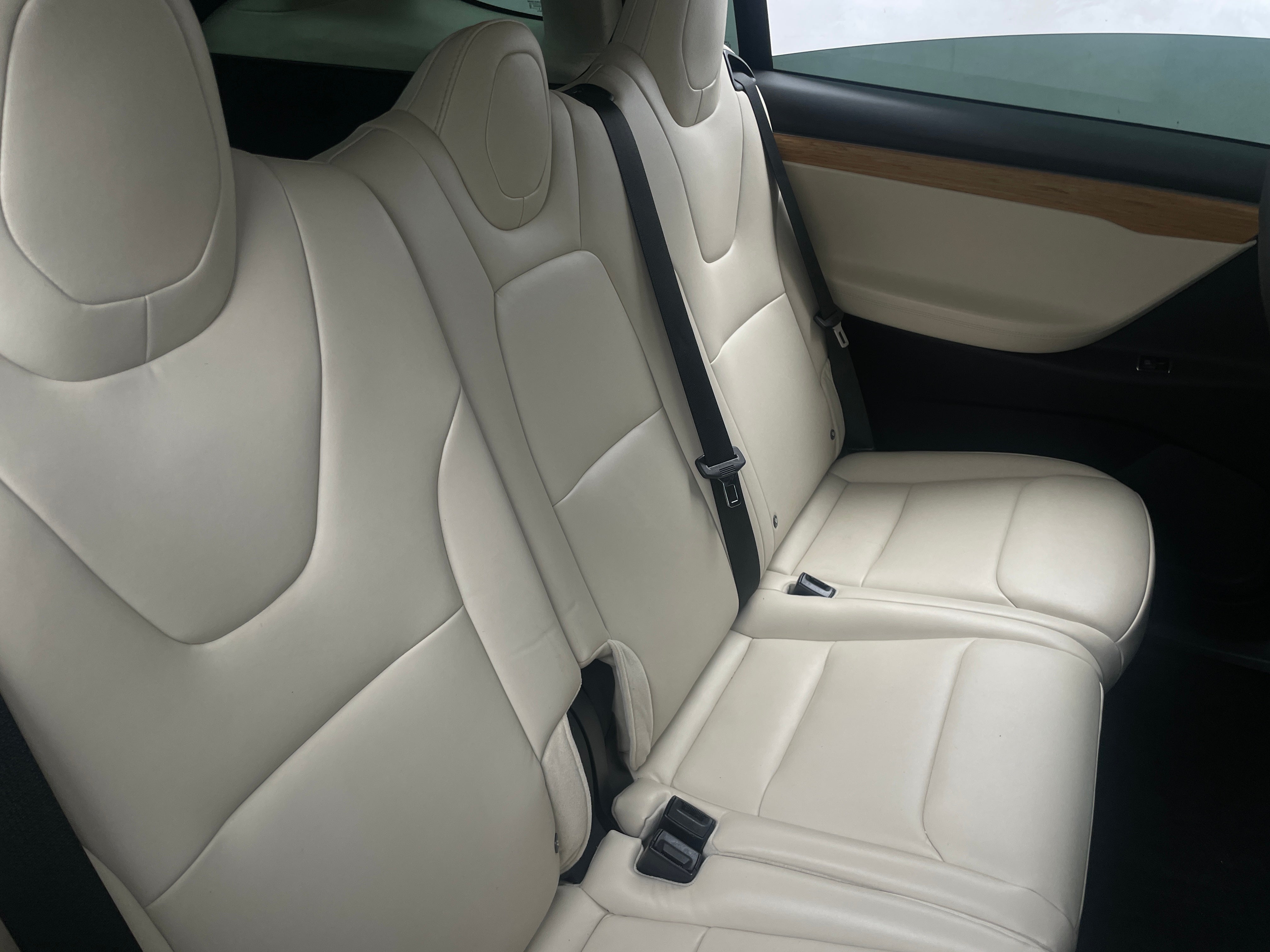 2018 Tesla Model X 75D 5