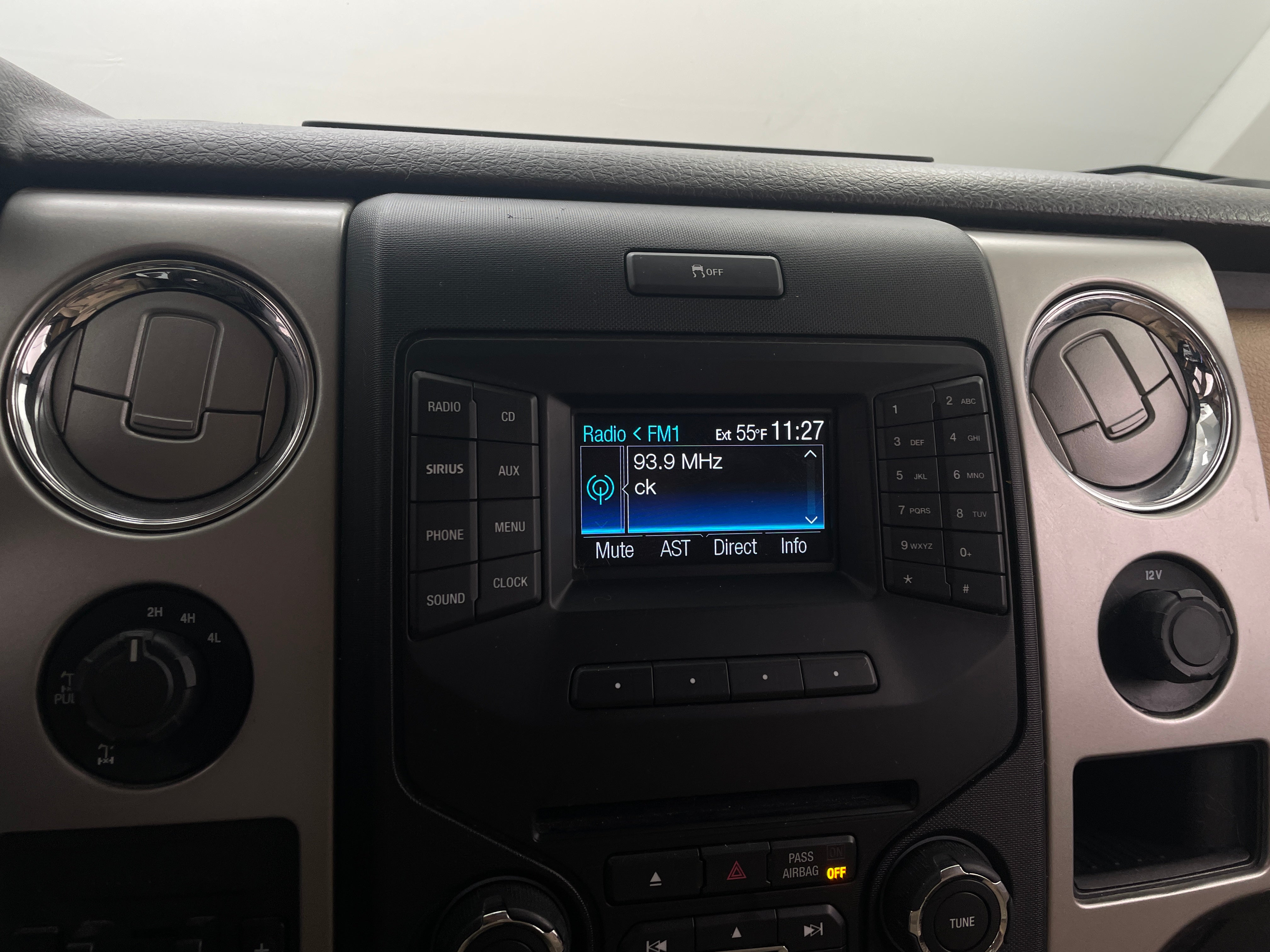 2013 Ford Econoline E-150 4