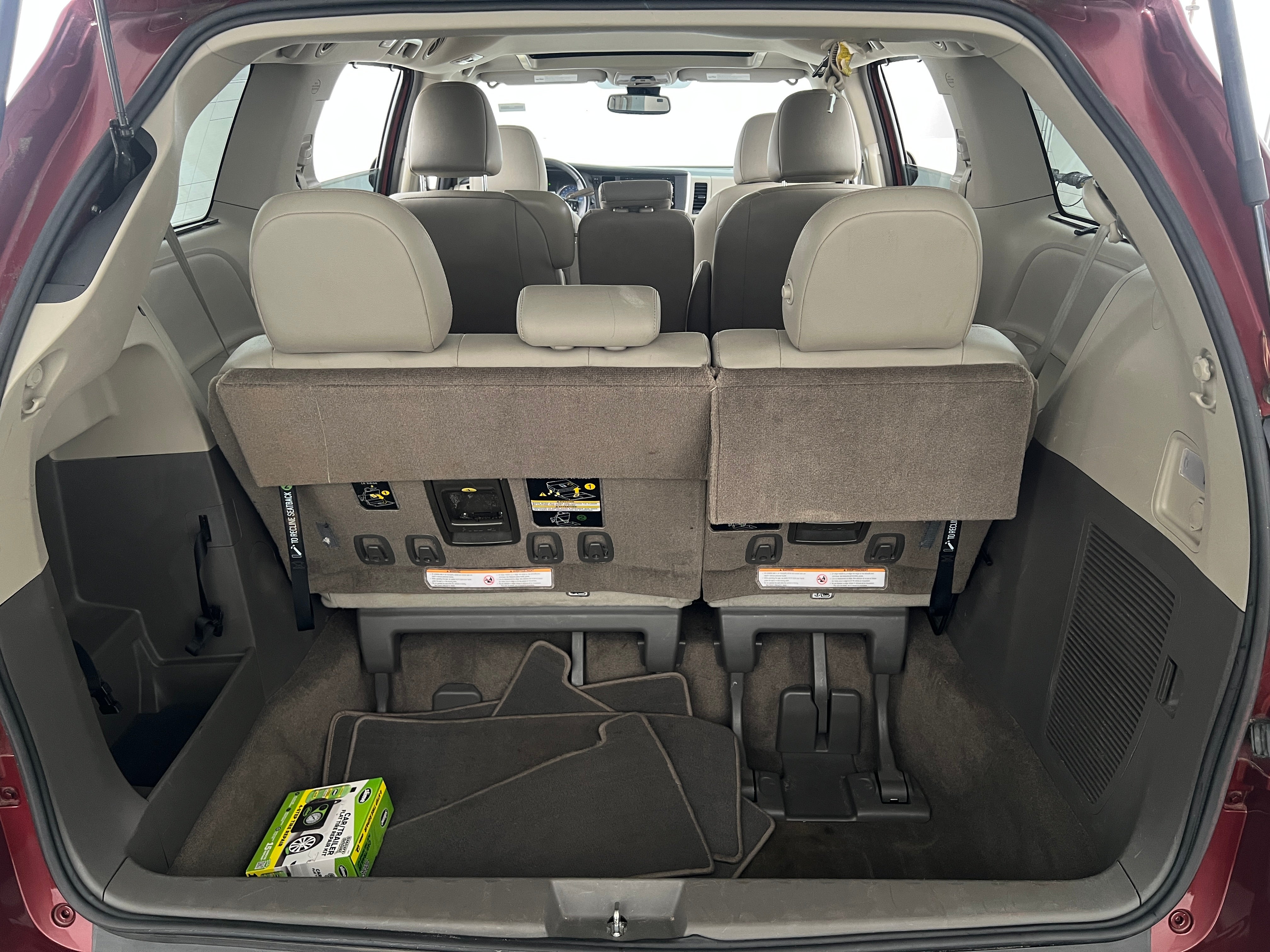 2018 Toyota Sienna XLE 6
