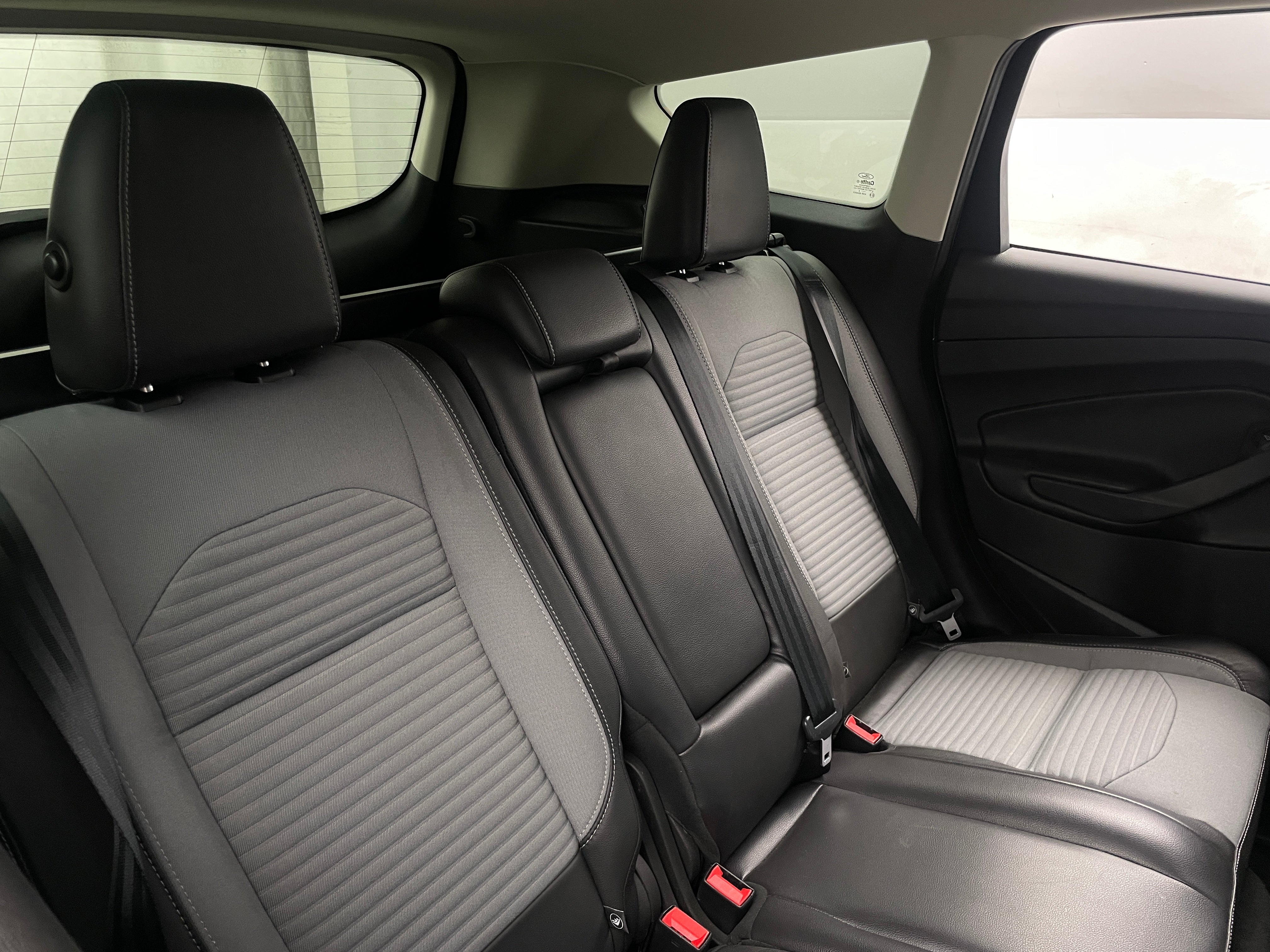2017 Ford Escape Titanium 6