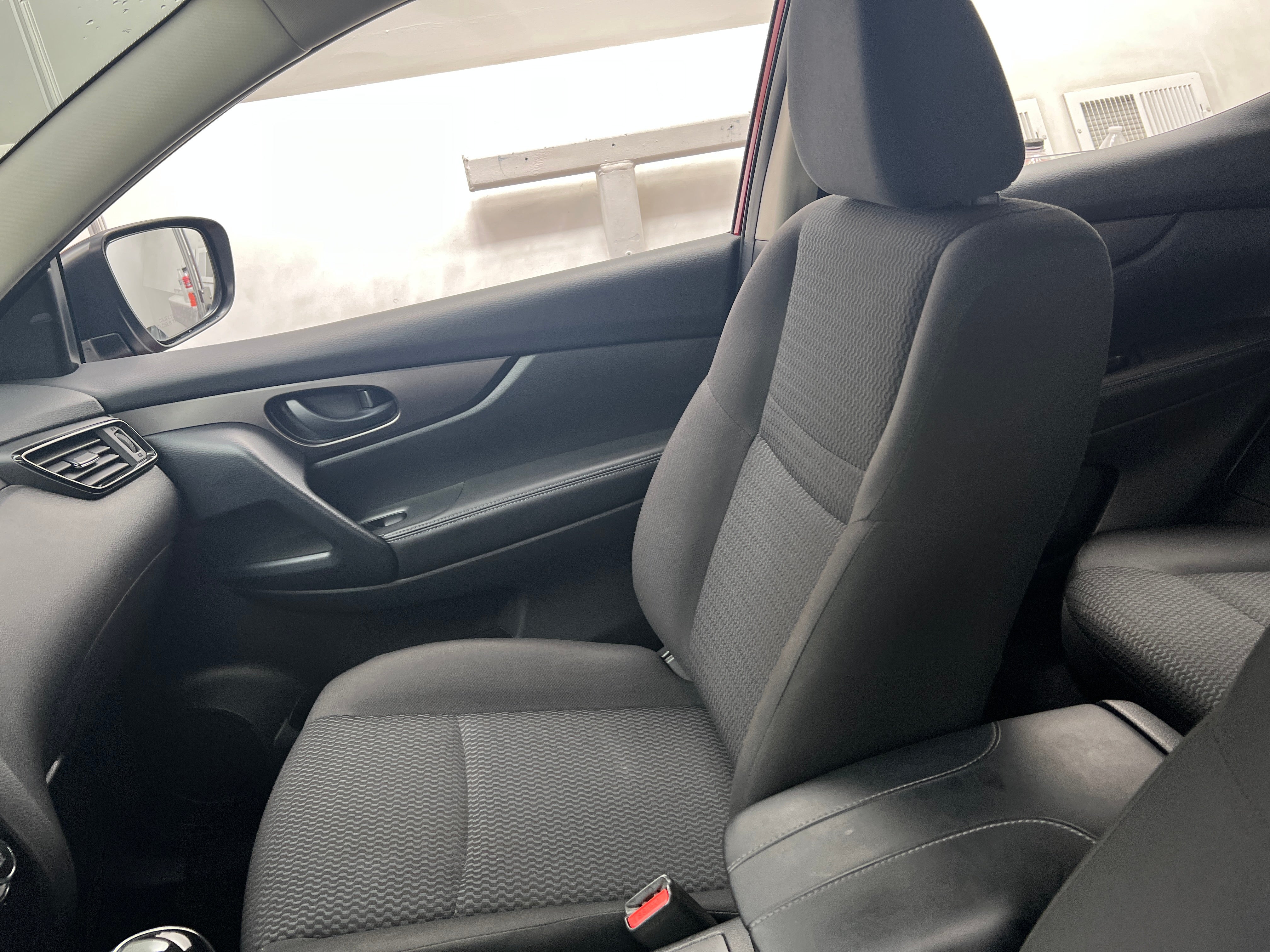 2020 Nissan Rogue Sport S 2