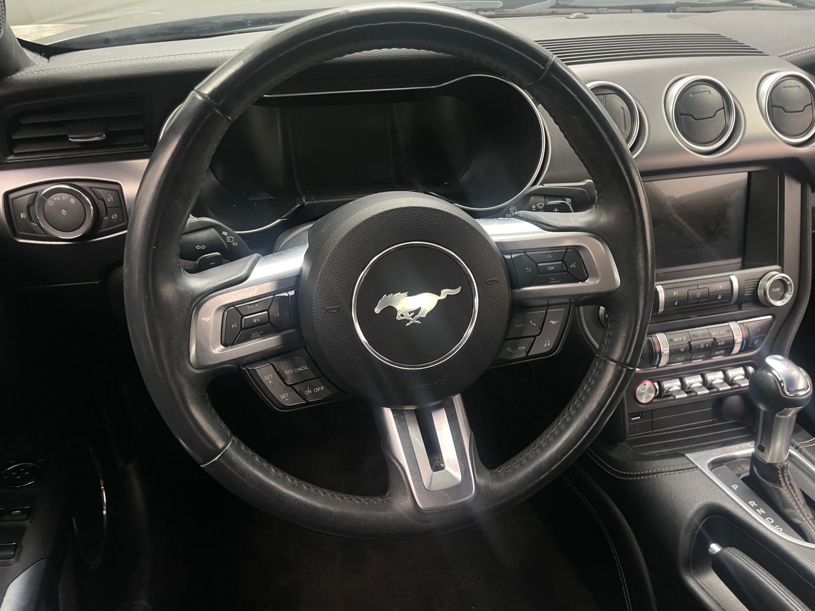 Thumbnail: 2018 Ford Mustang - 4