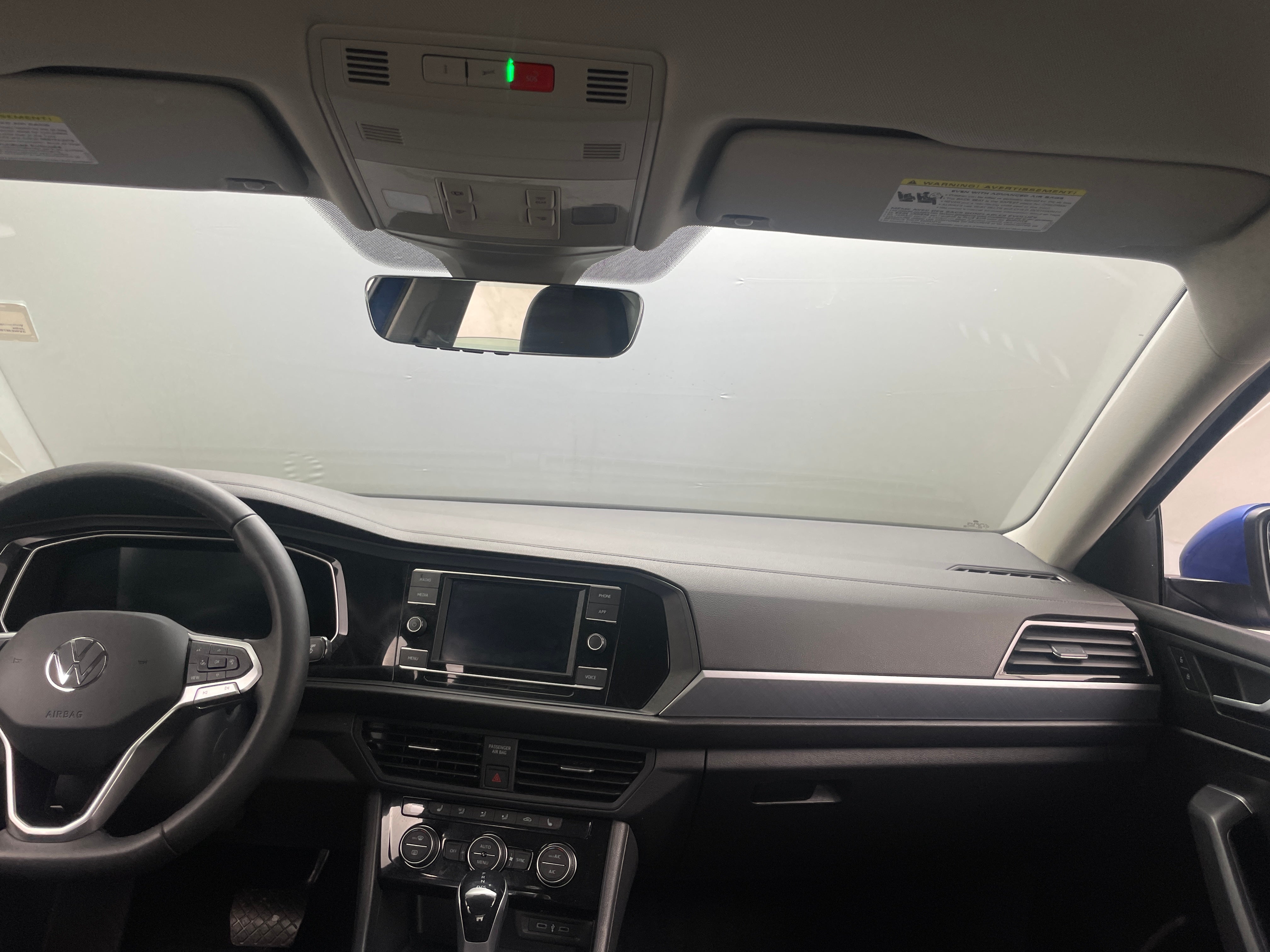 2022 Volkswagen Jetta SE 2