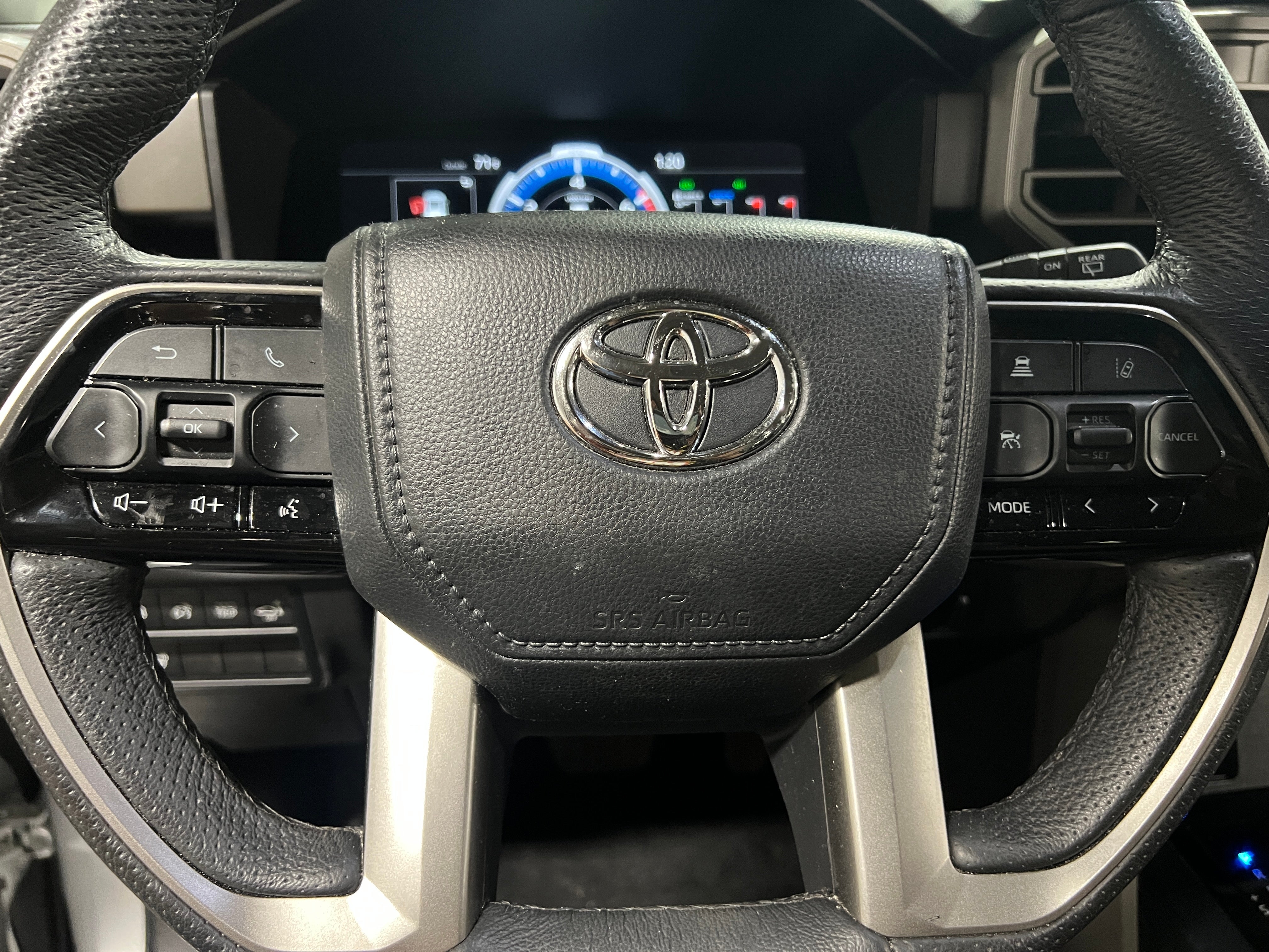 2023 Toyota Sequoia SR5 5