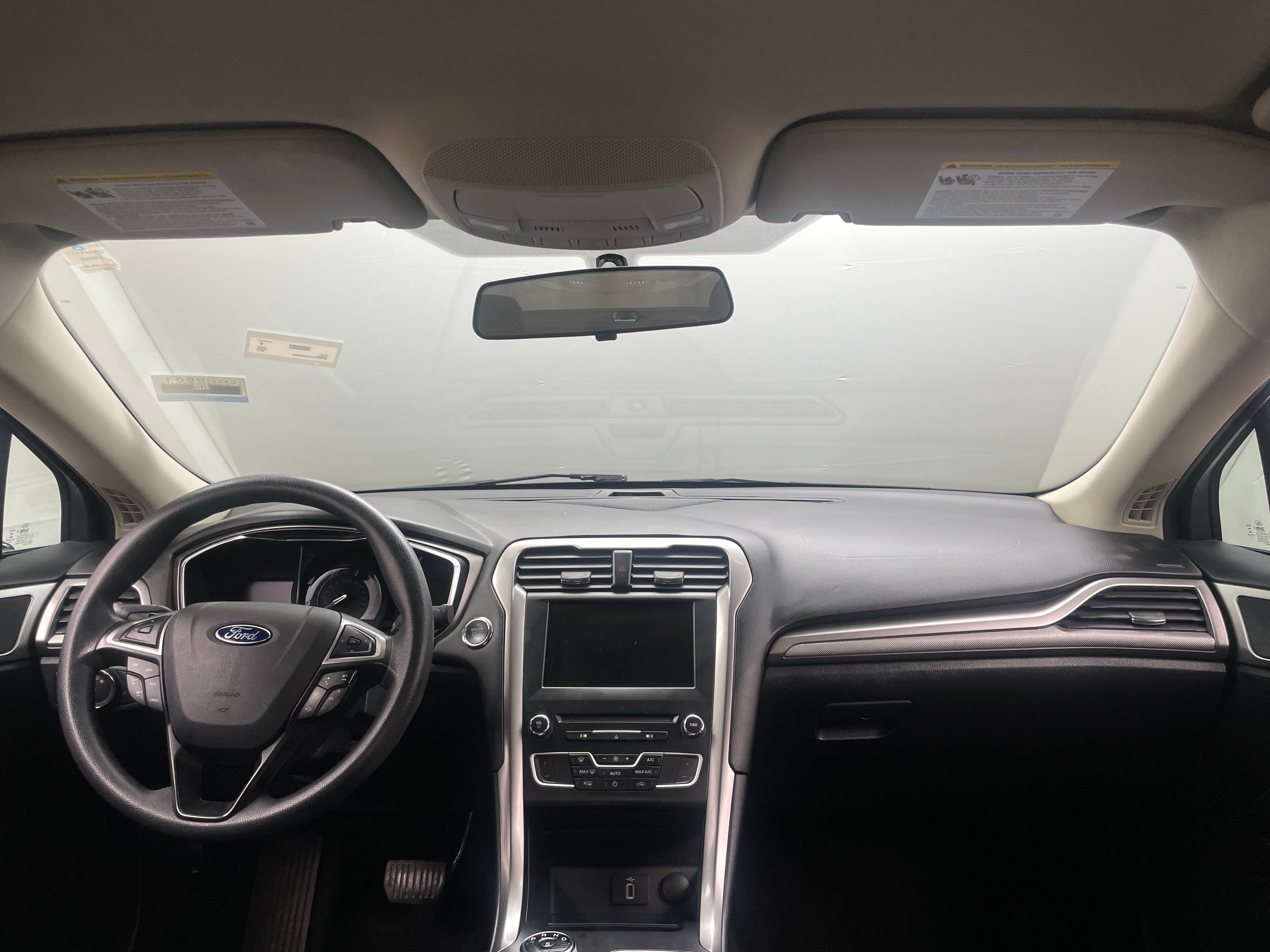 2017 Ford Fusion SE 3