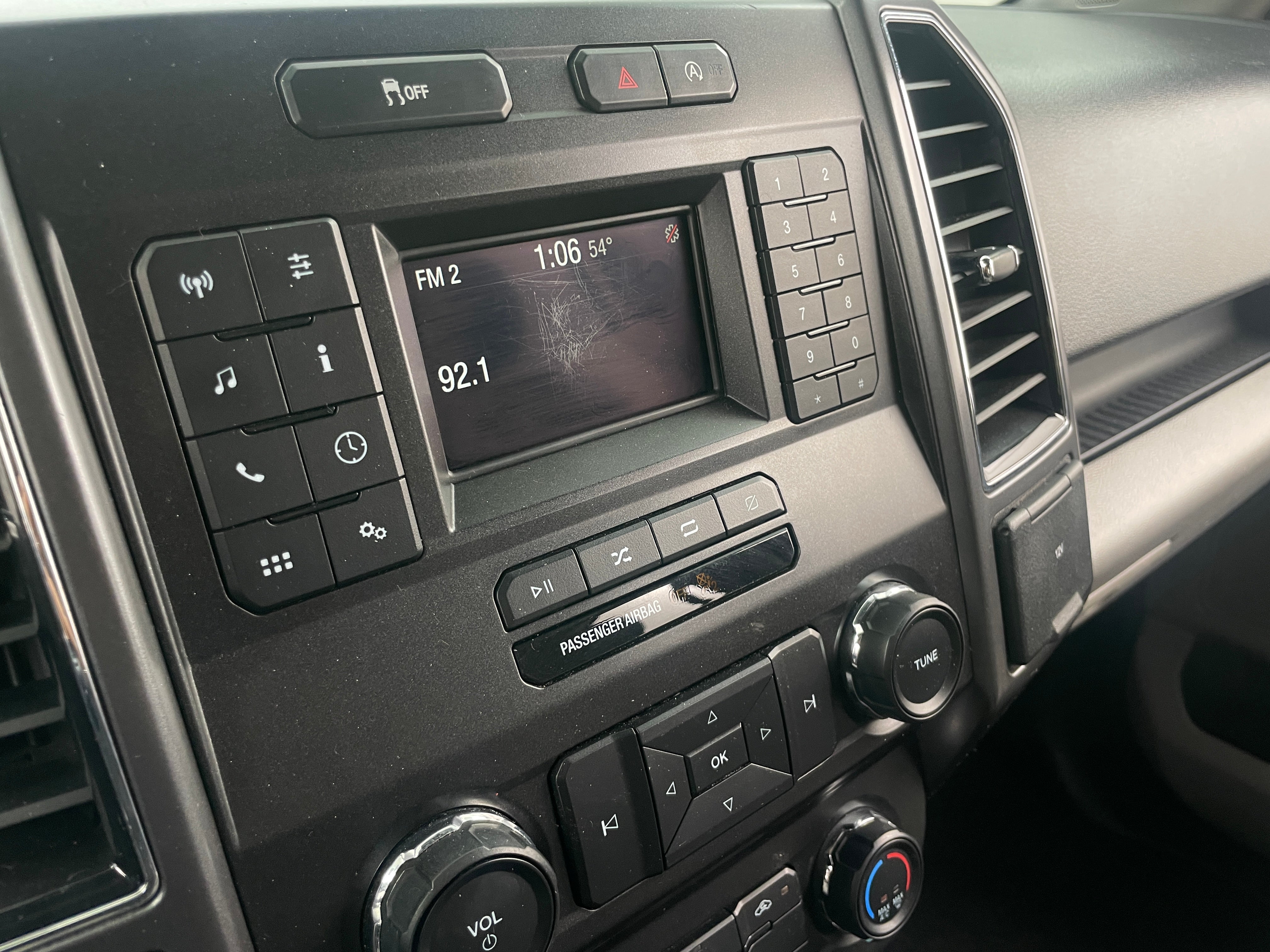 2018 Ford Econoline E-150 4