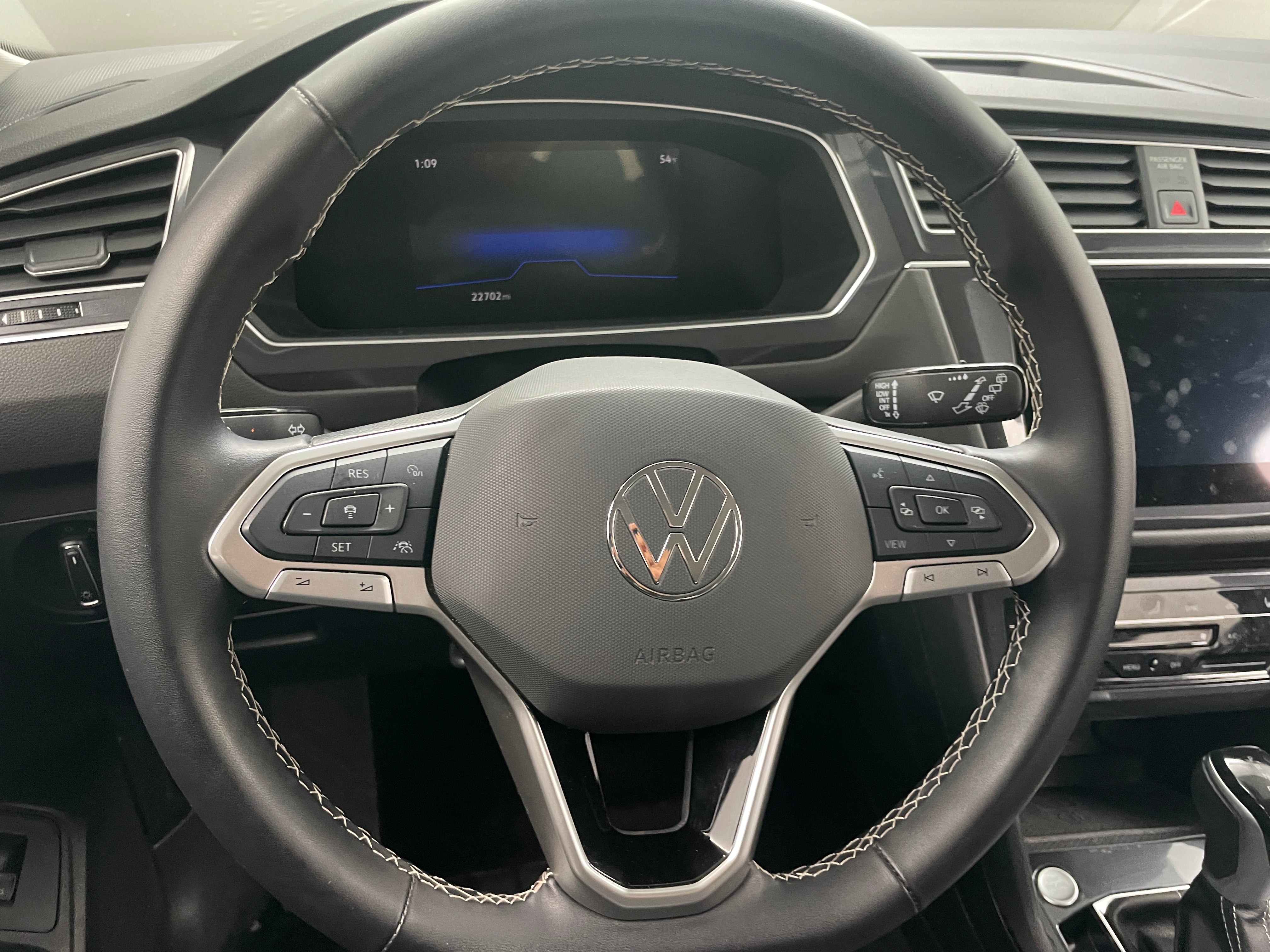 2024 Volkswagen Tiguan SE 4