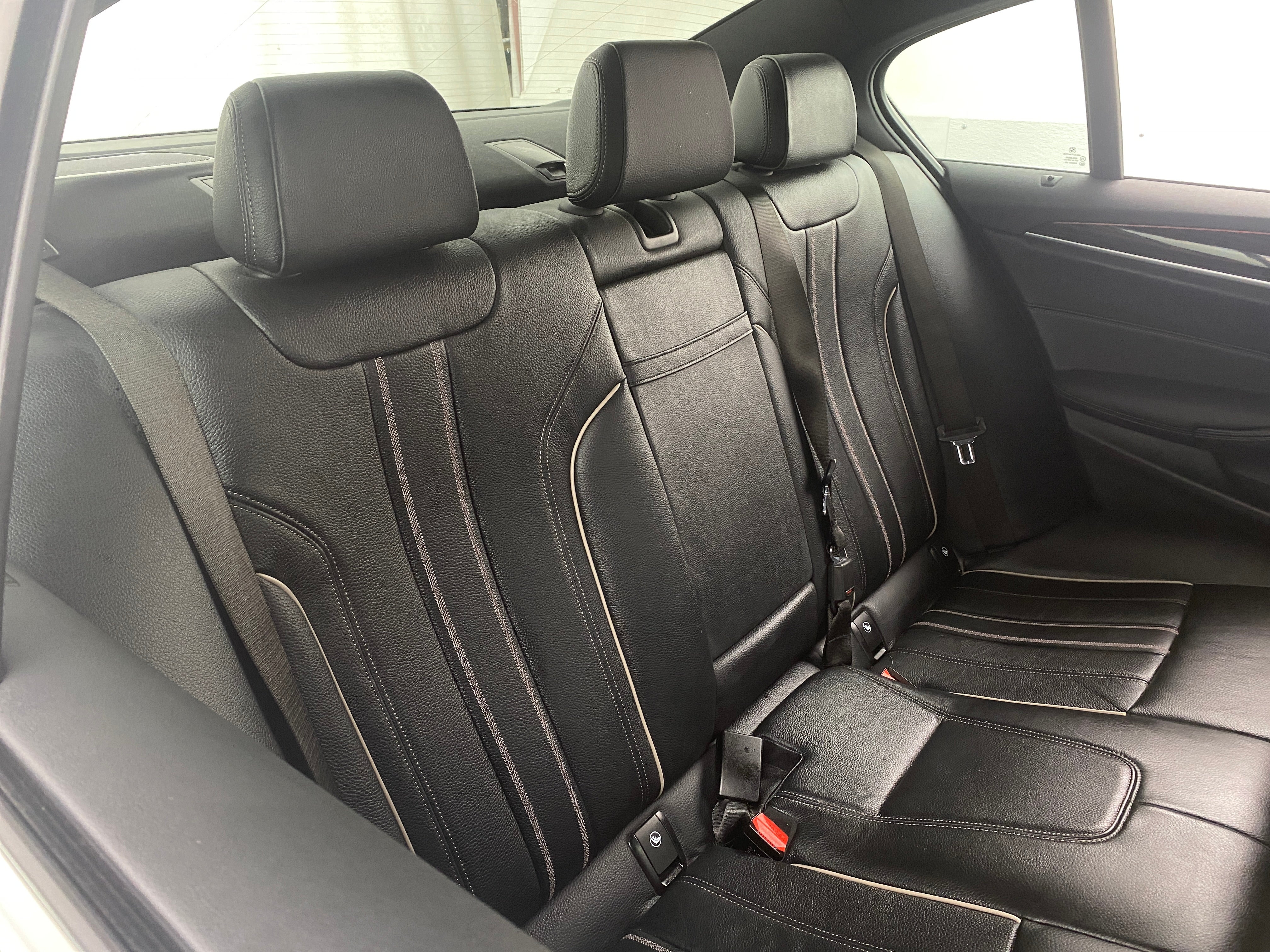2021 BMW 5 Series 530i 5