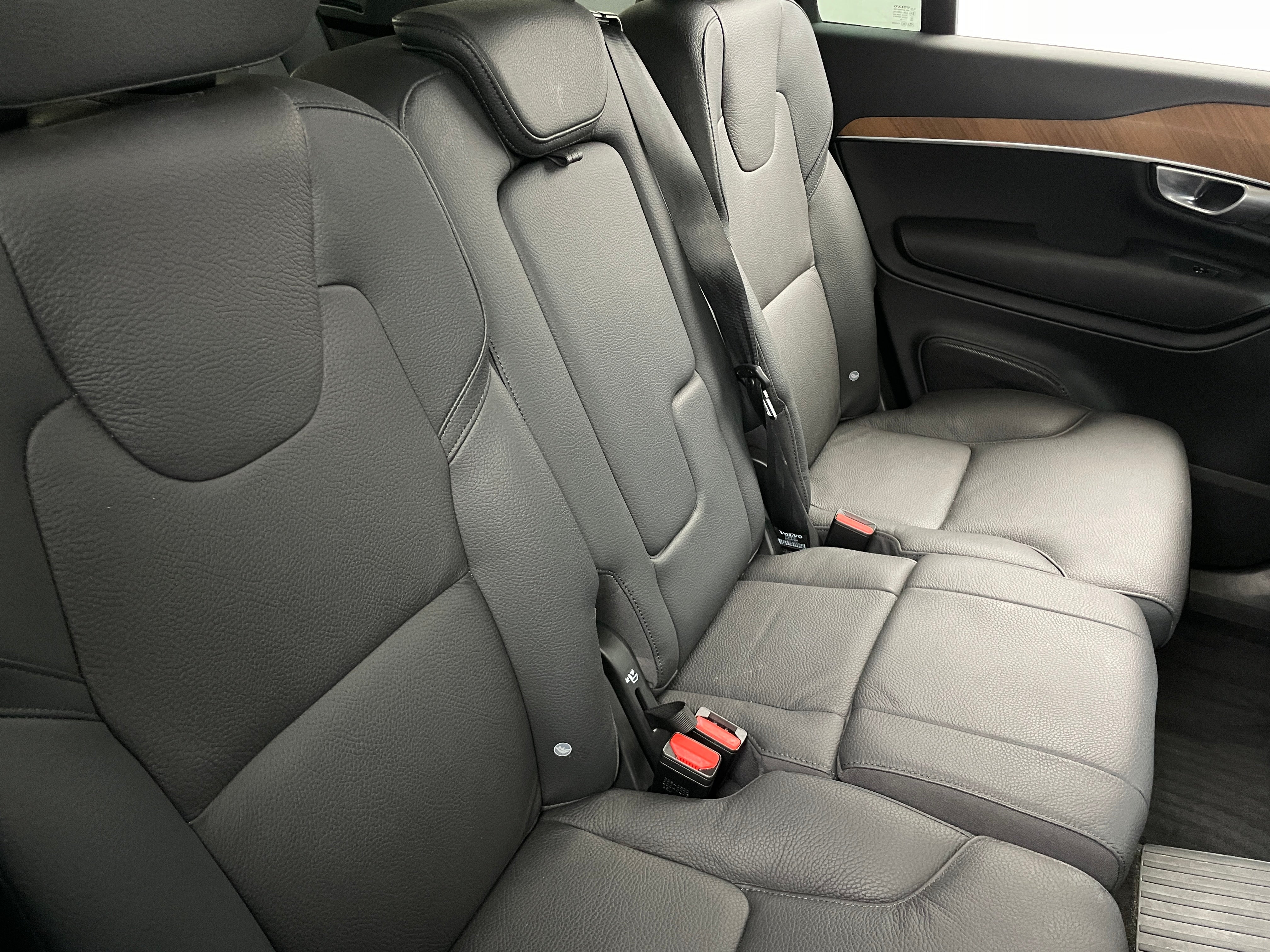 2024 Volvo XC90 T8 Plus 6