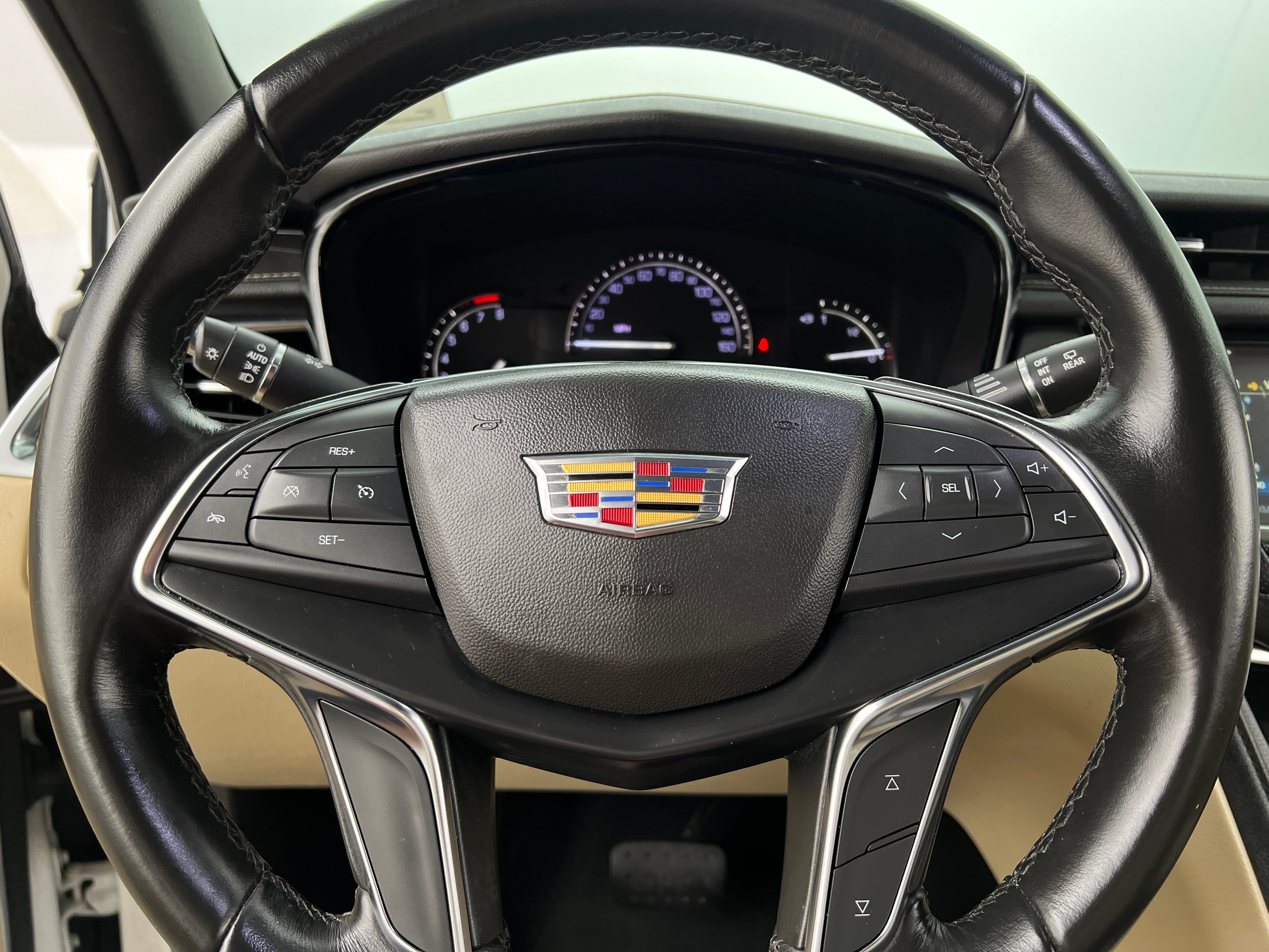 2019 Cadillac XT5 Base 4