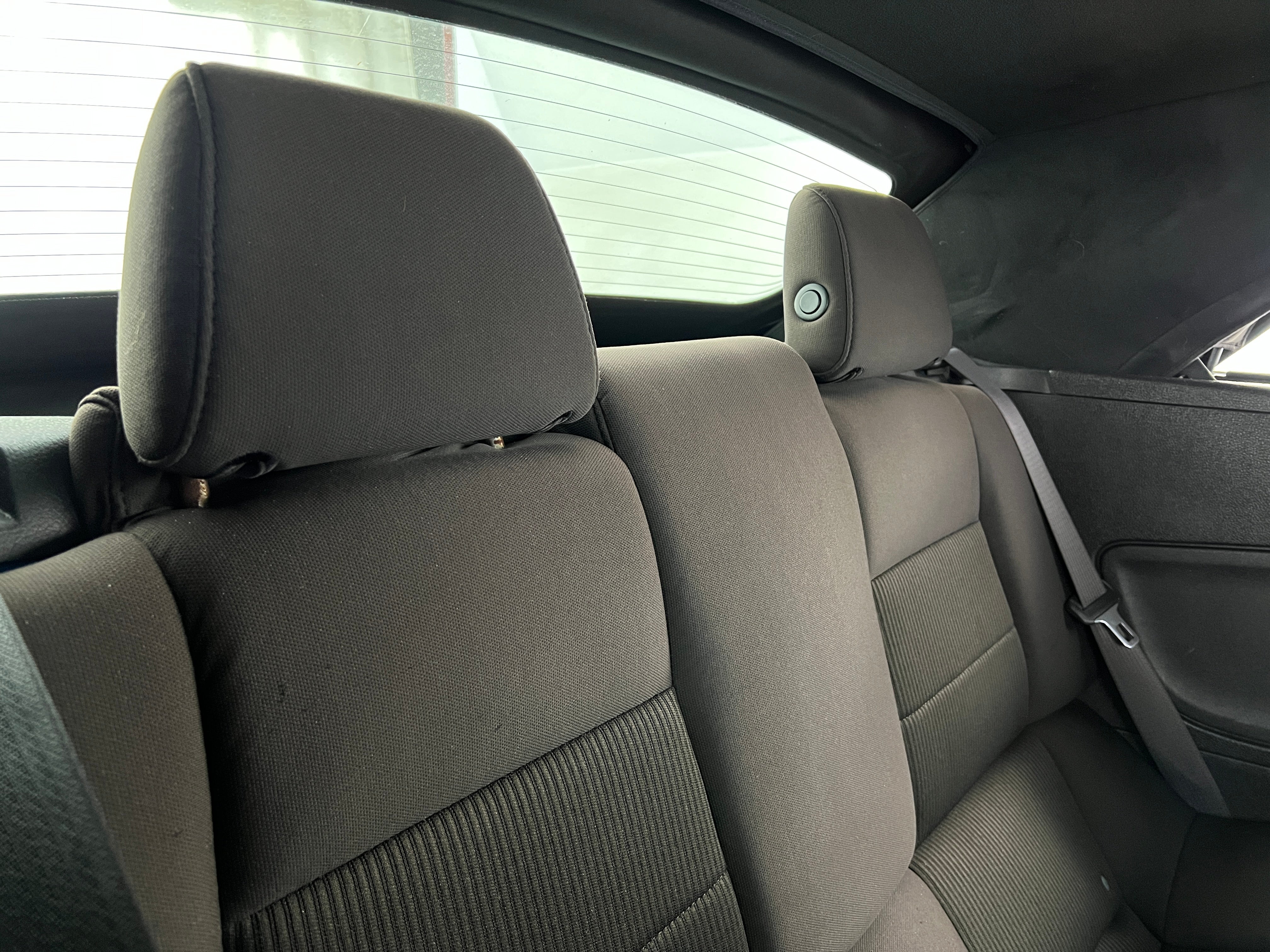 2012 Ford Mustang Base 6