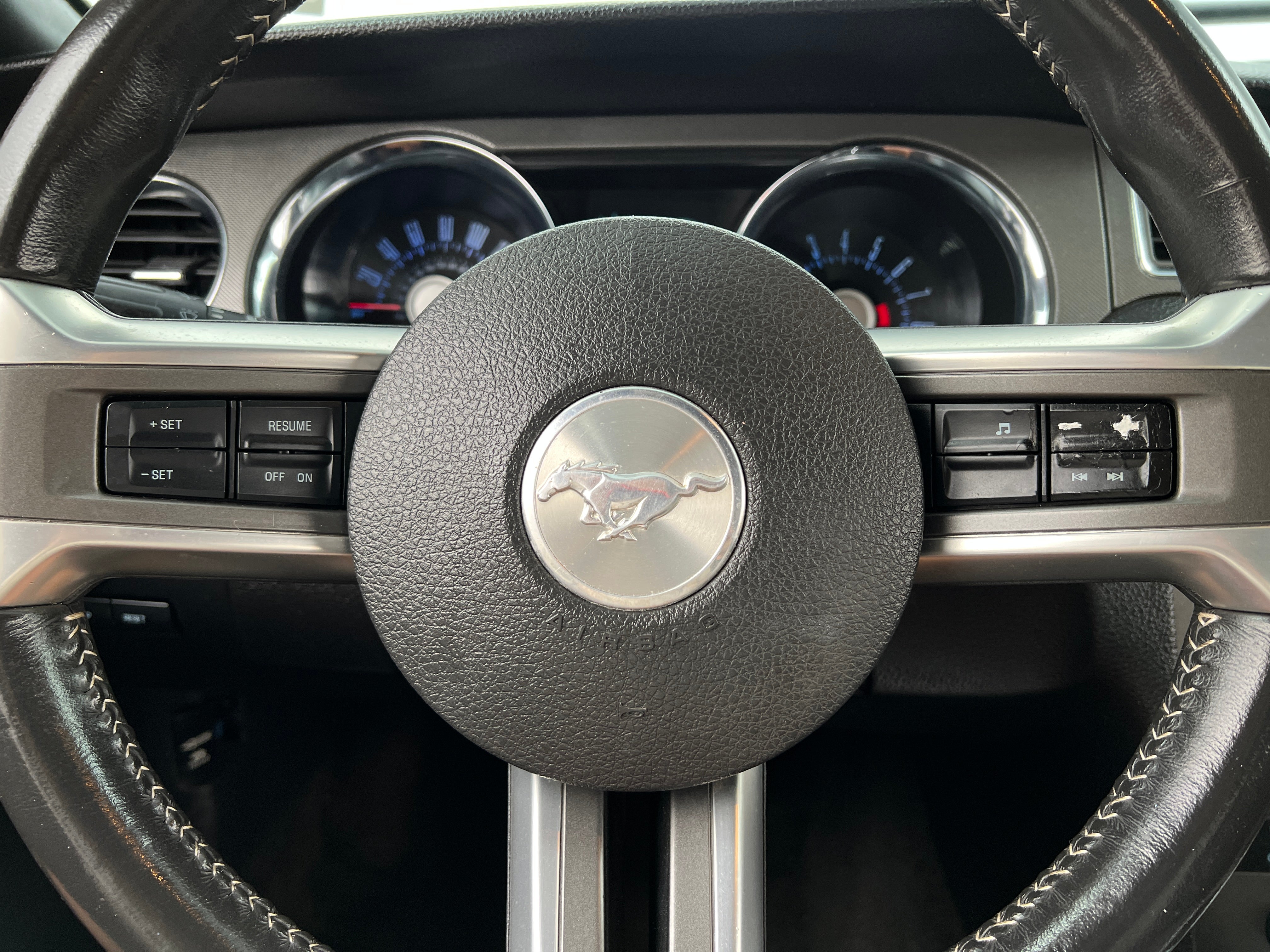 2012 Ford Mustang Base 5