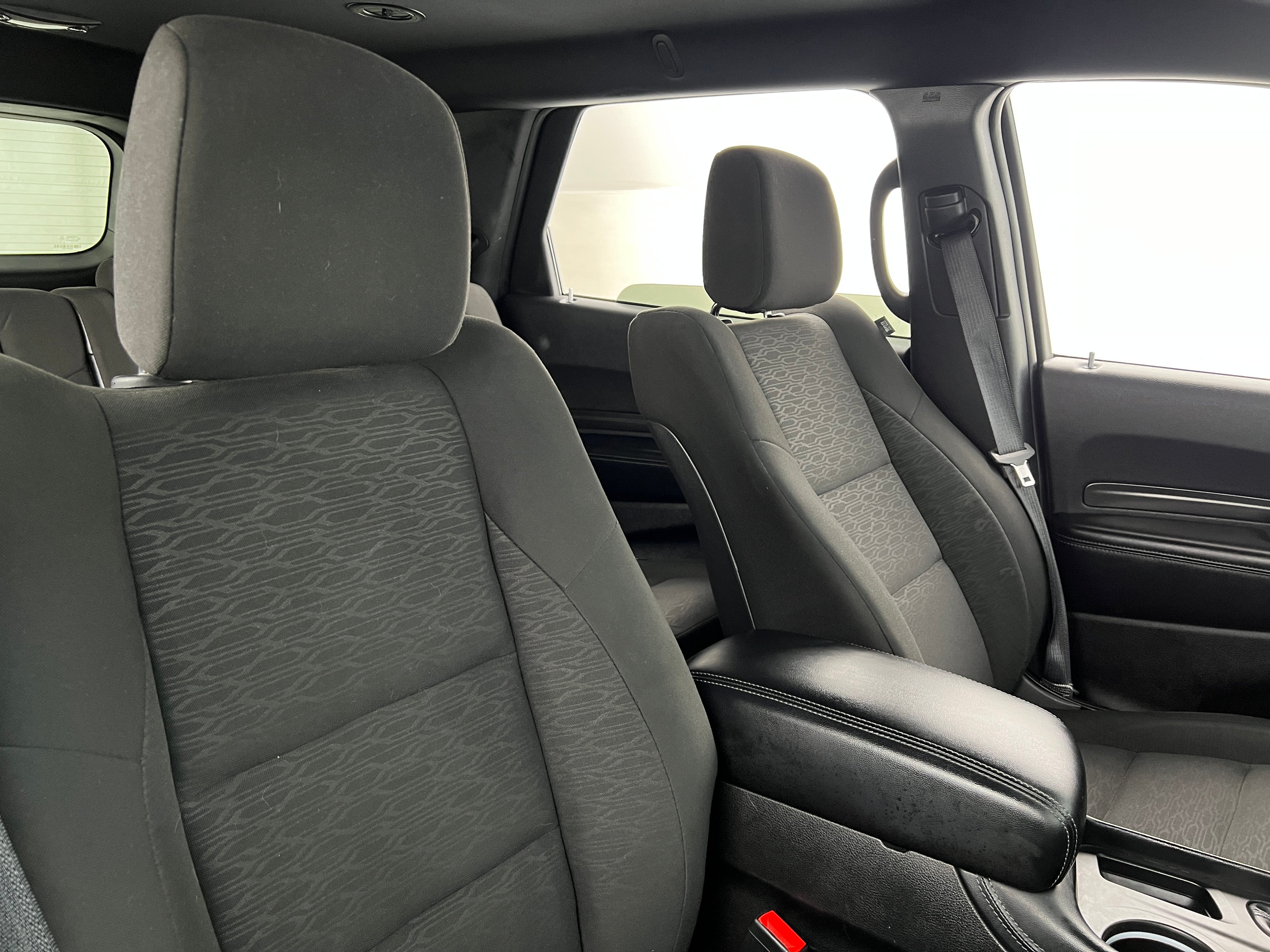 2023 Dodge Durango SXT 2