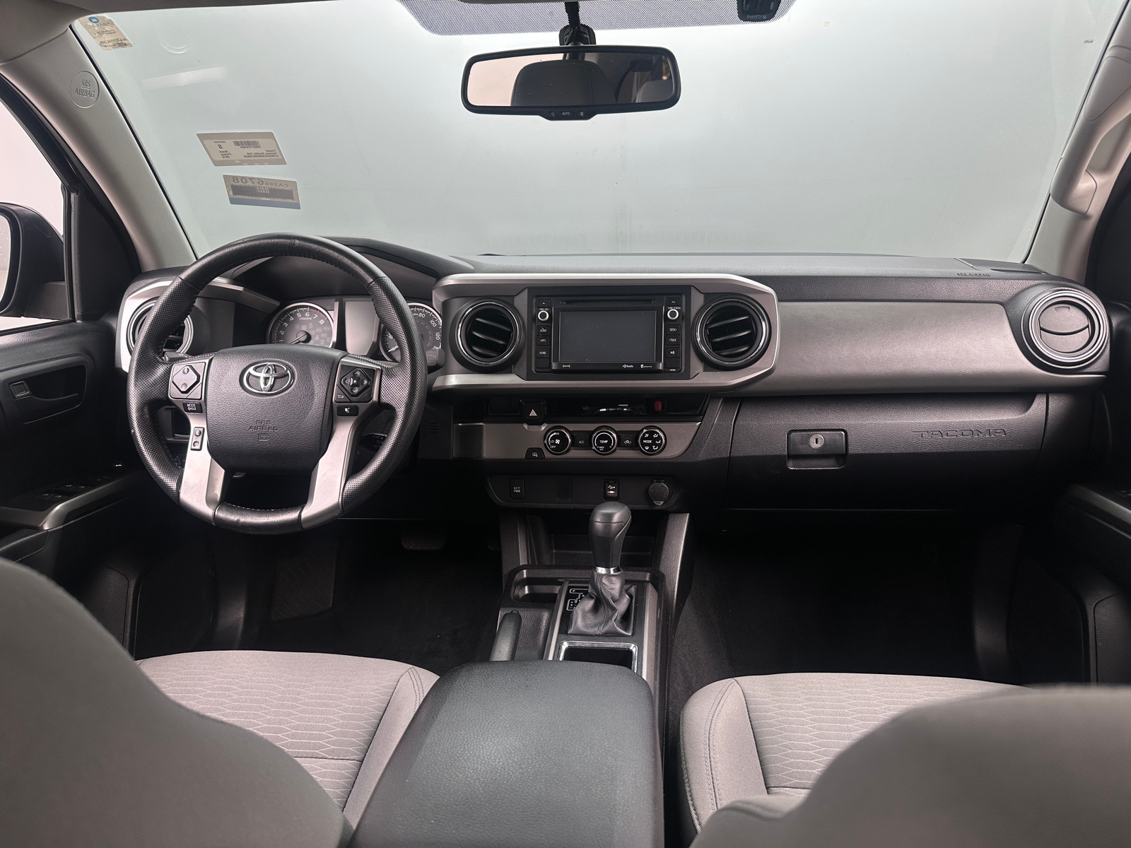 Thumbnail: 2016 Toyota Tacoma - 3