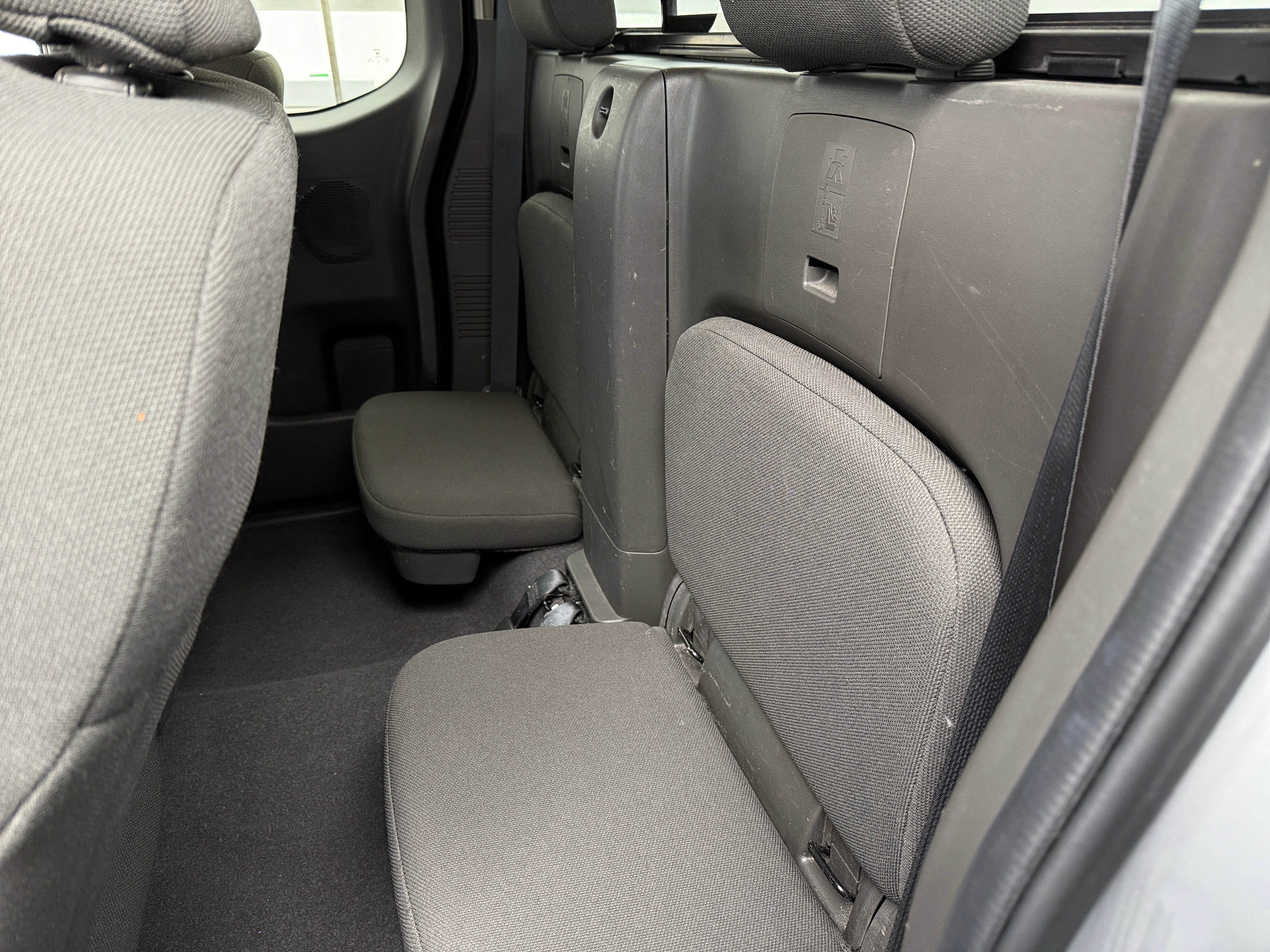 2019 Nissan Frontier SV 6