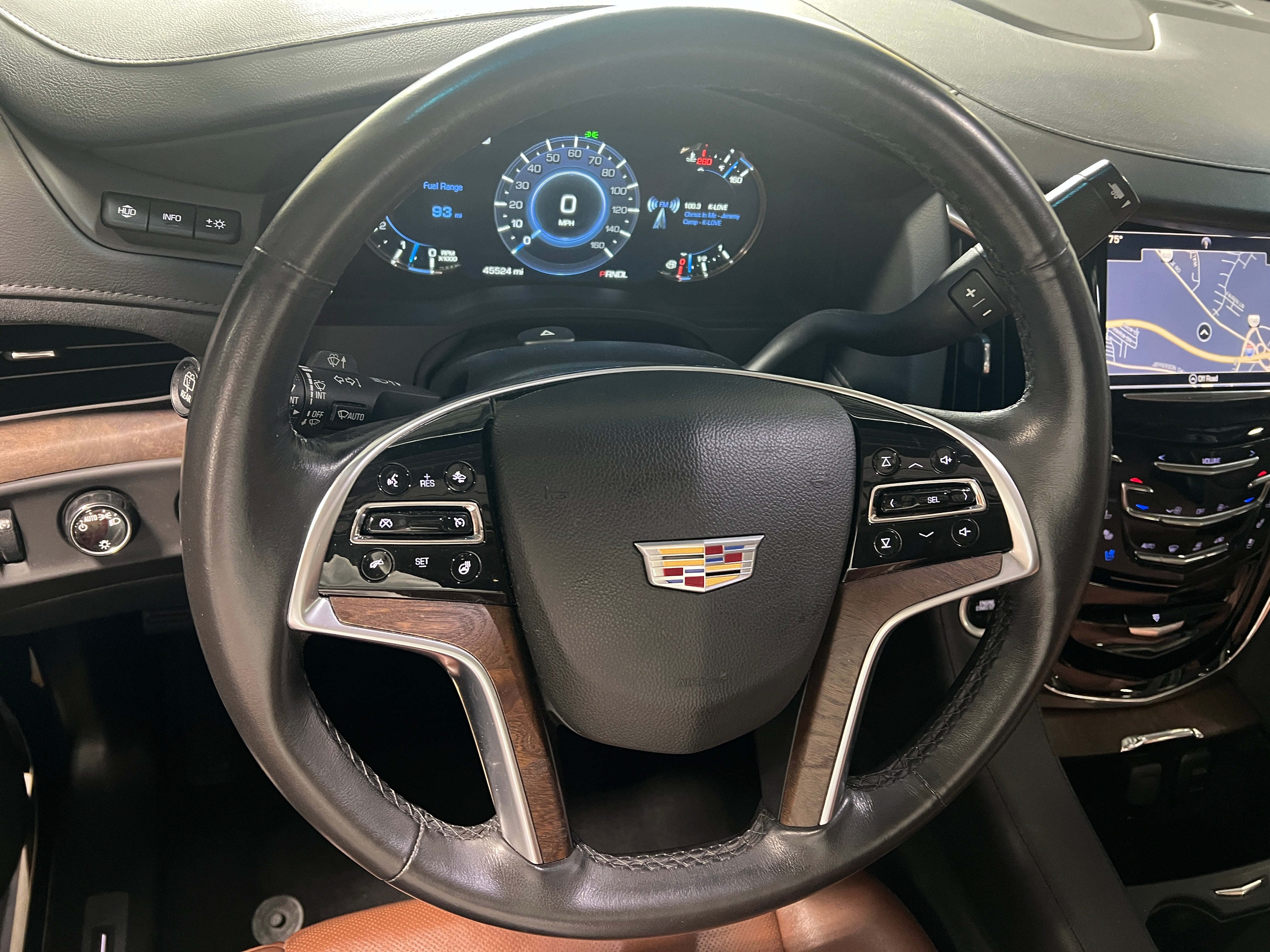 2017 Cadillac Escalade Luxury 4