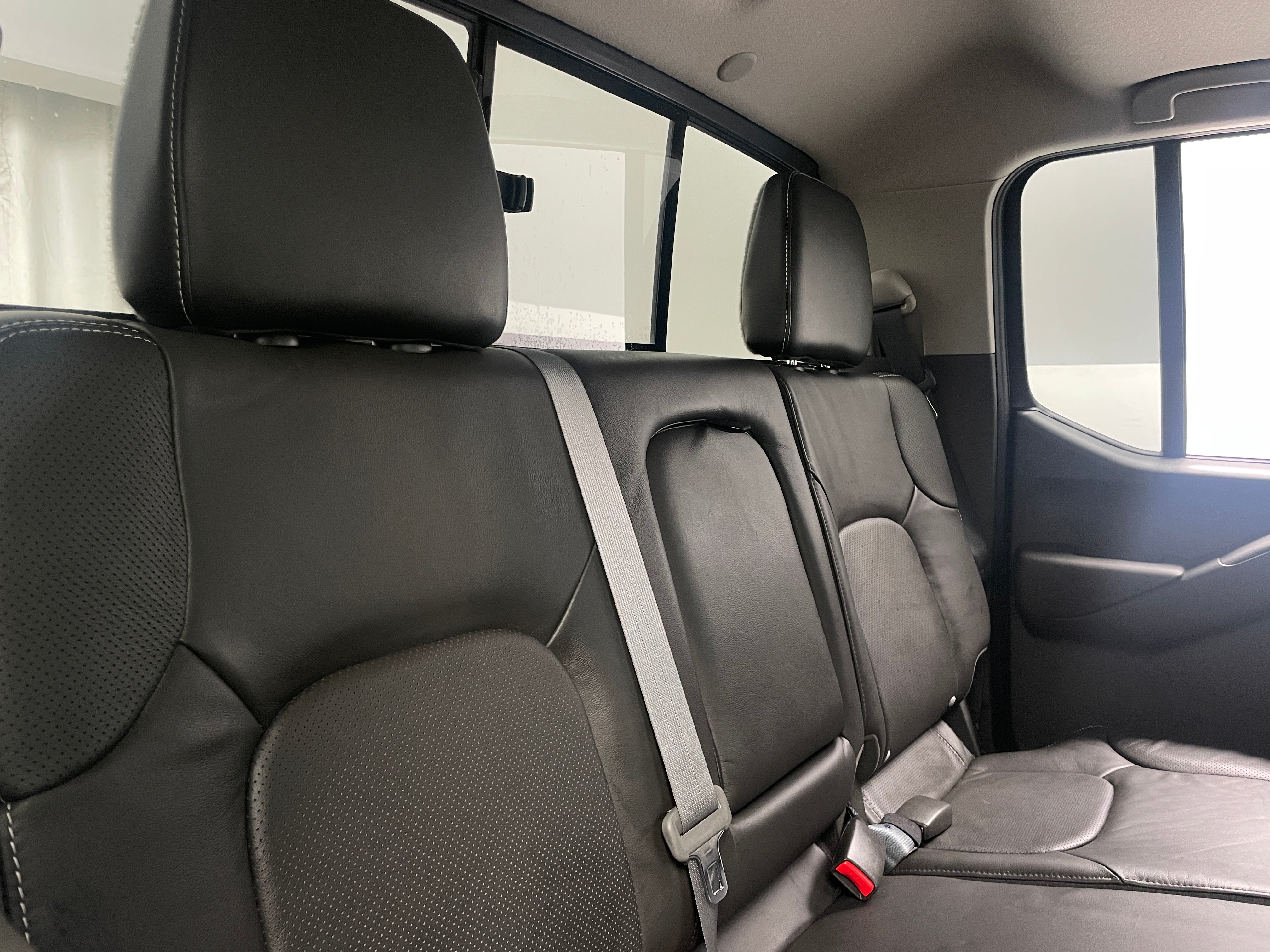 2021 Nissan Frontier PRO-4X 5
