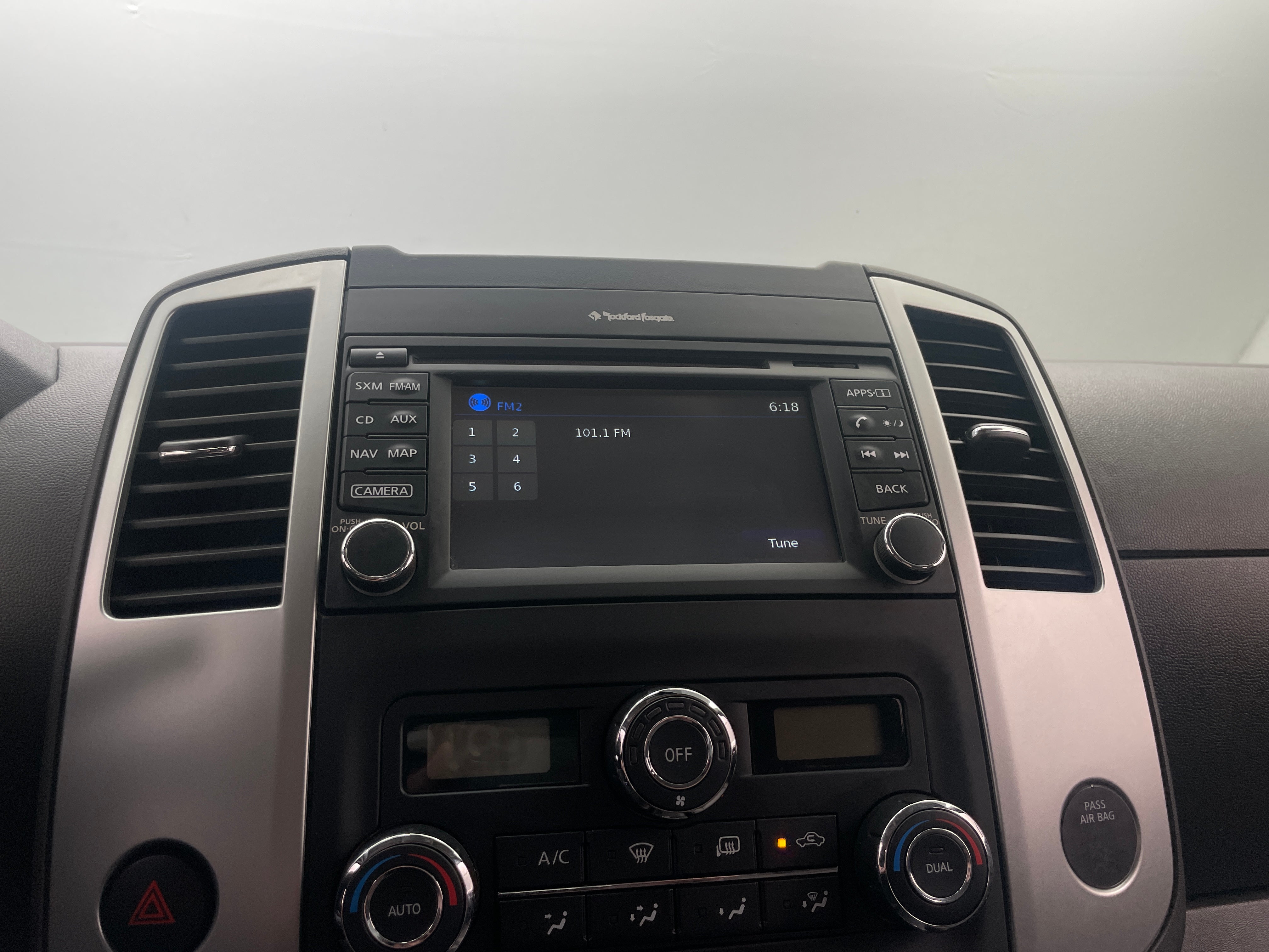 2021 Nissan Frontier PRO-4X 3