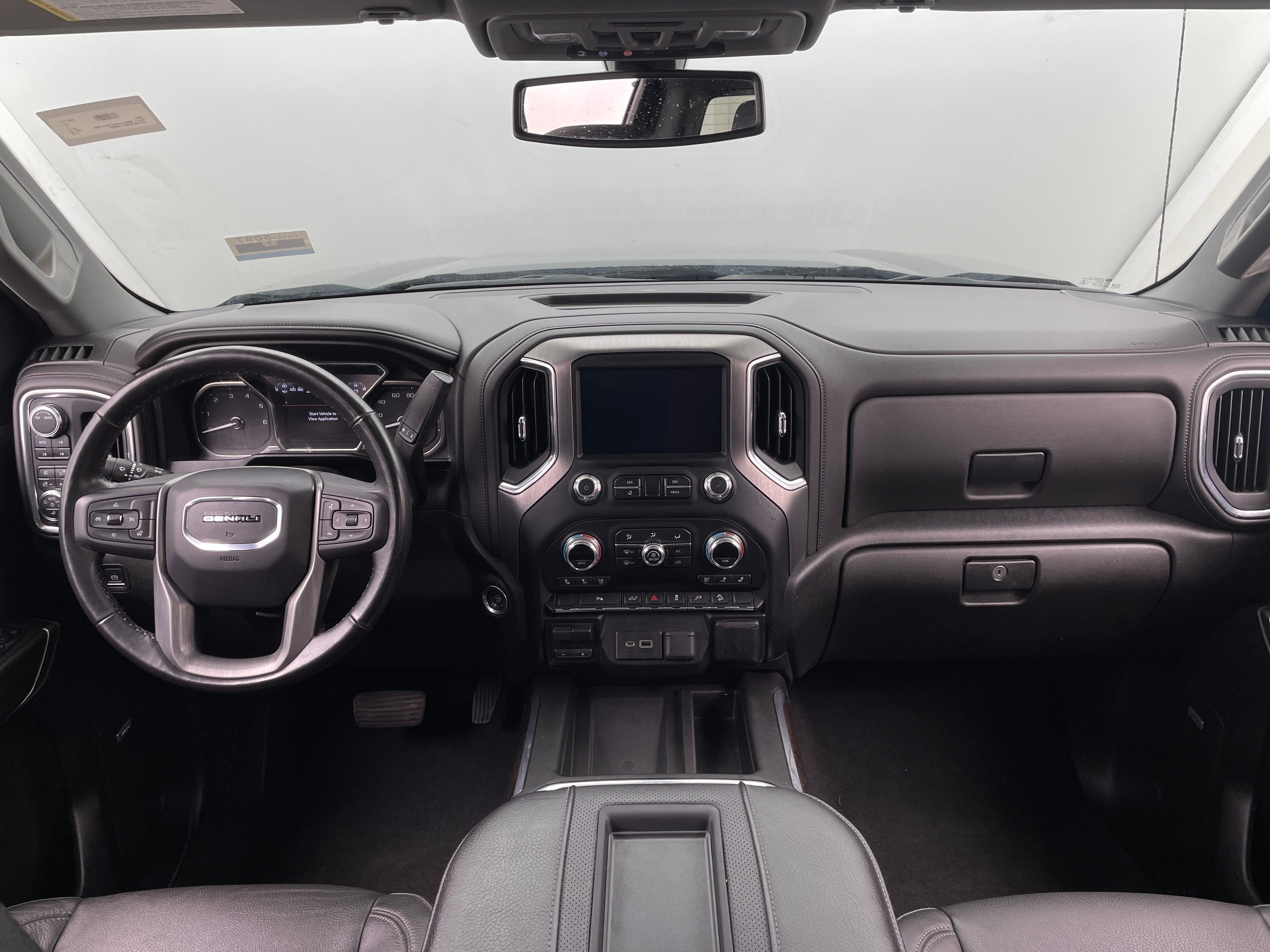 2022 GMC Sierra 1500 Denali 2