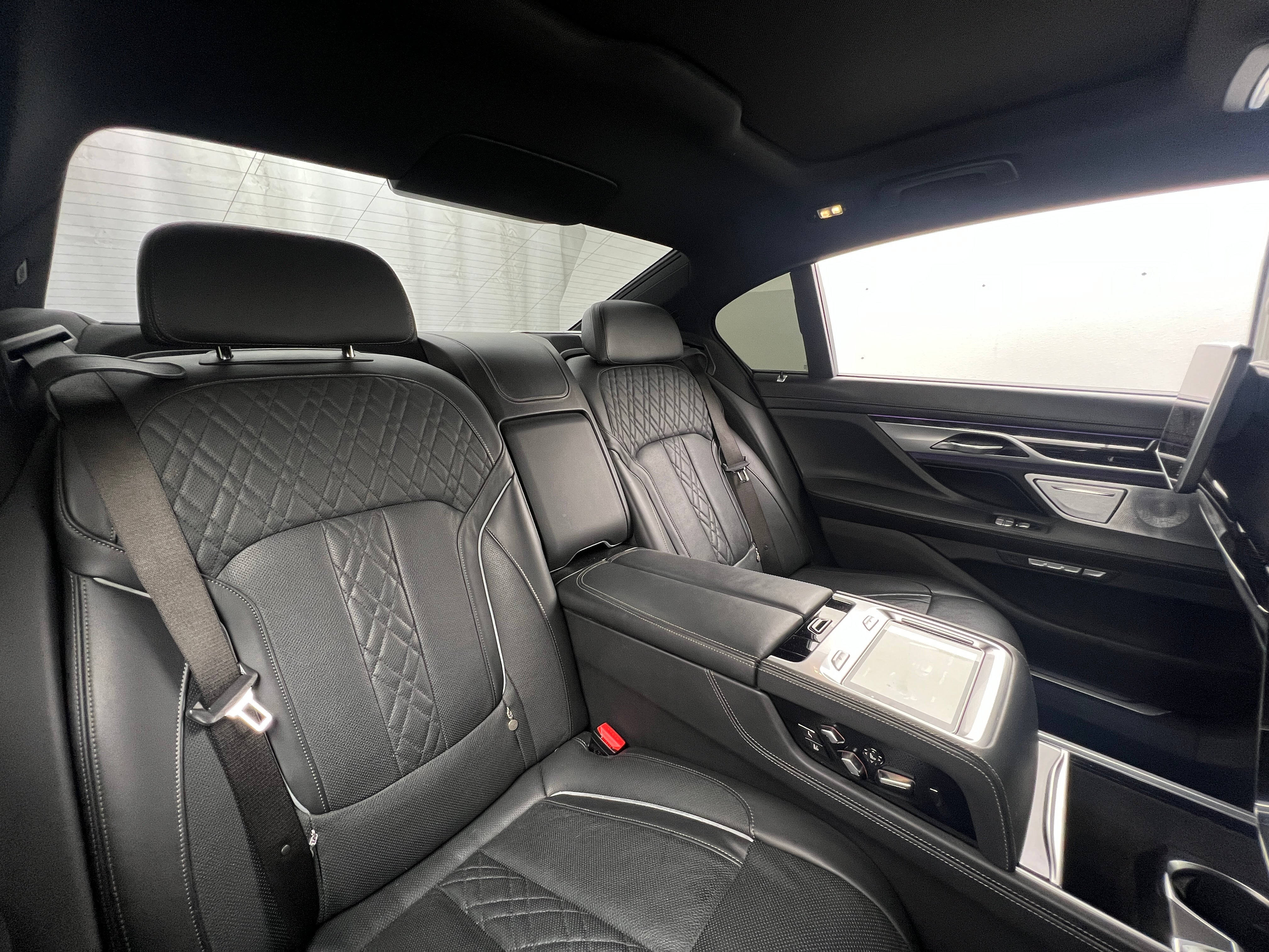 2018 BMW 7 Series 750i 5