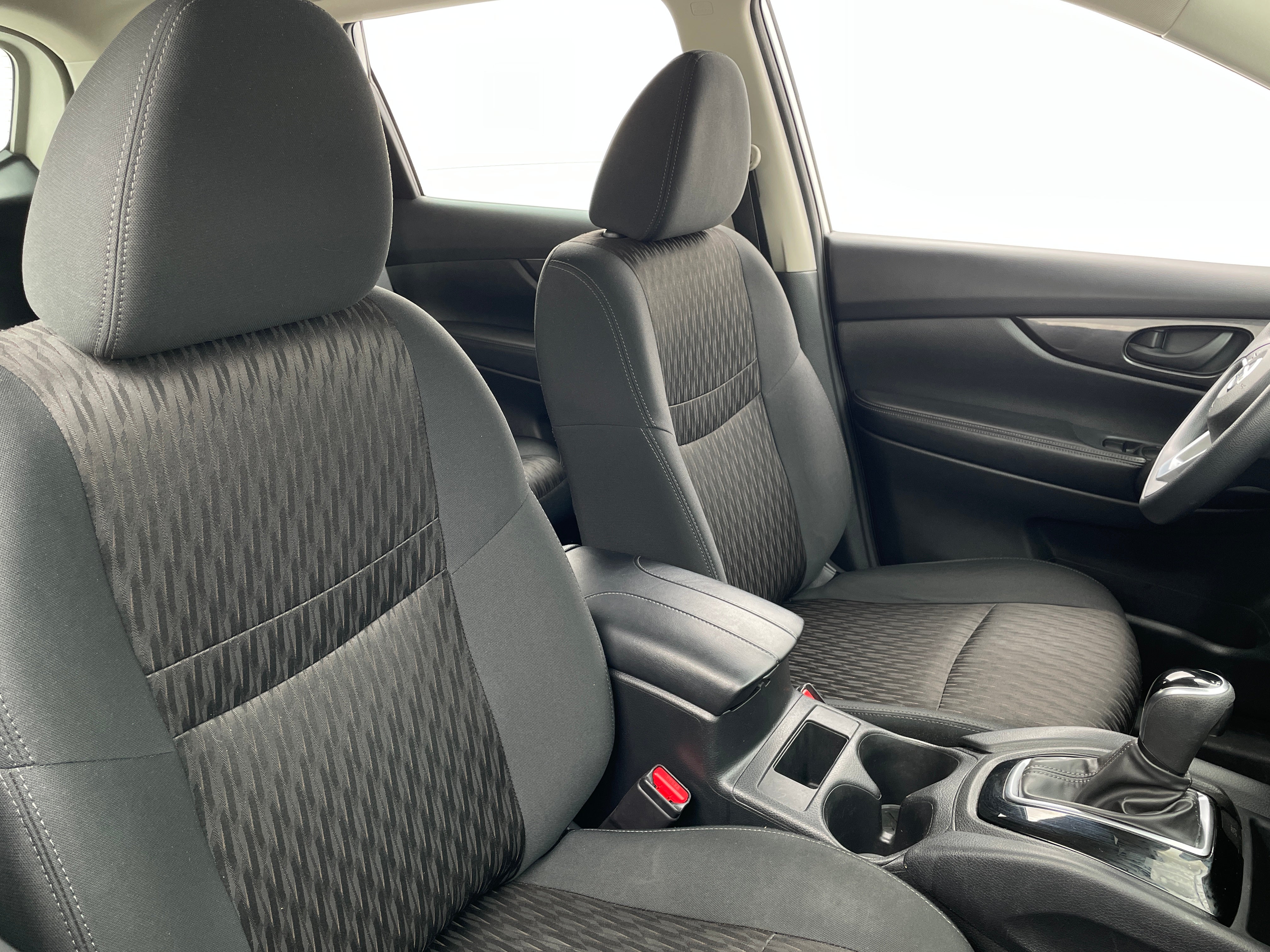 2020 Nissan Rogue S 2