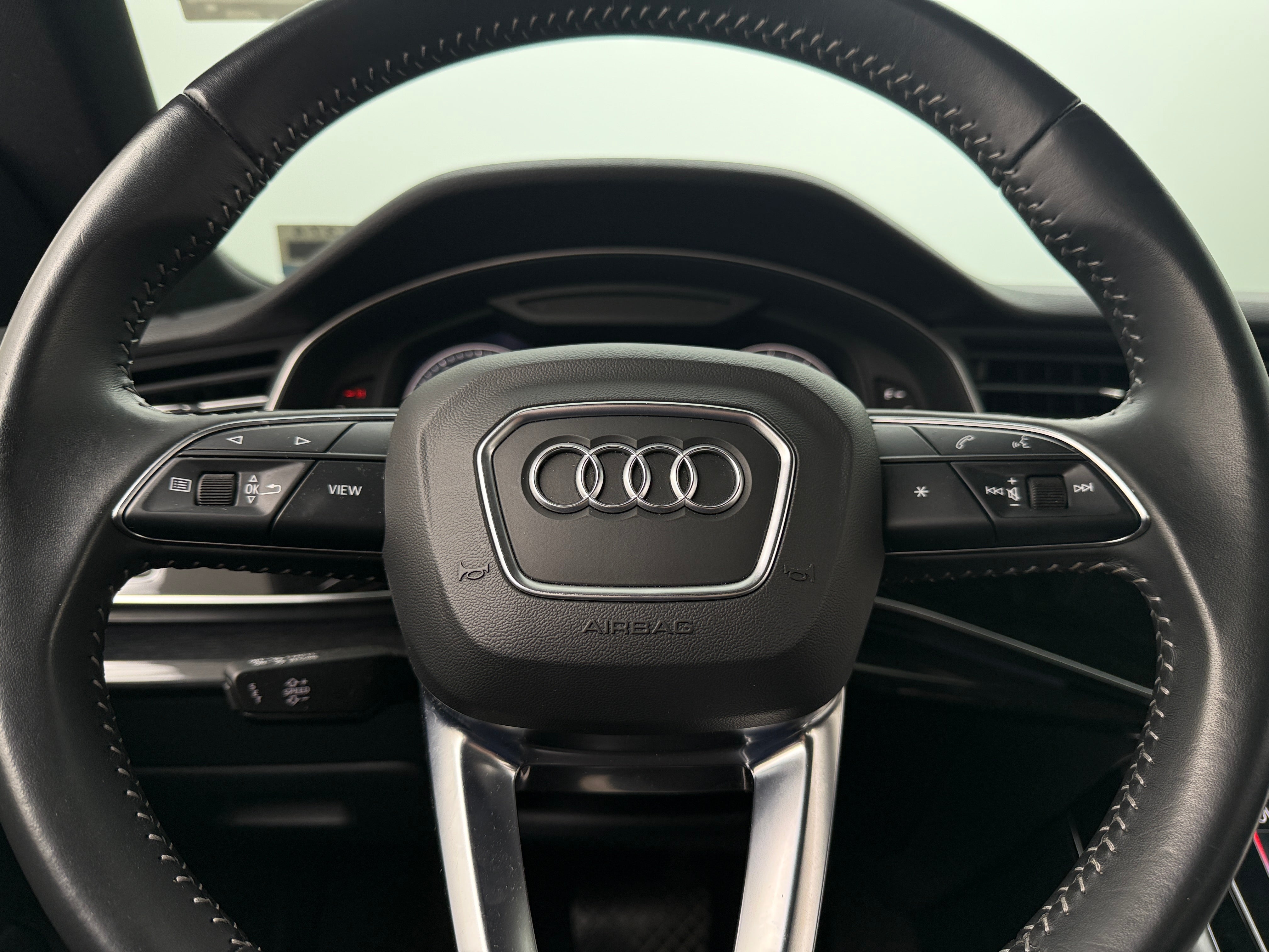 2020 Audi Q8 Premium 4
