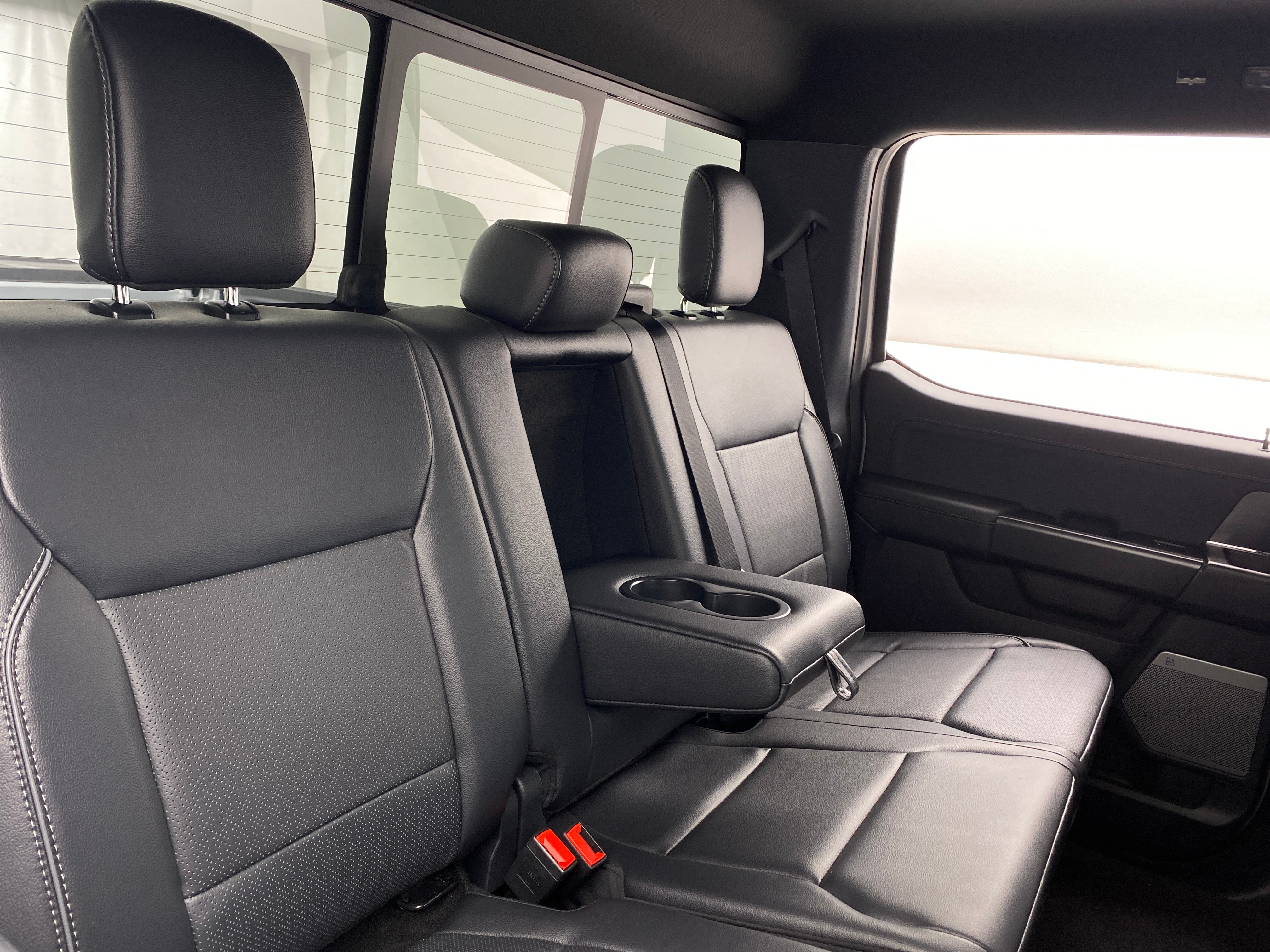 2024 Ford Econoline E-150 5